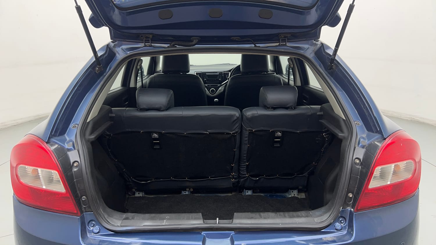 Used 2017 Maruti Suzuki Baleno Delta 1.2 Petrol Manual interior DICKY INSIDE VIEW