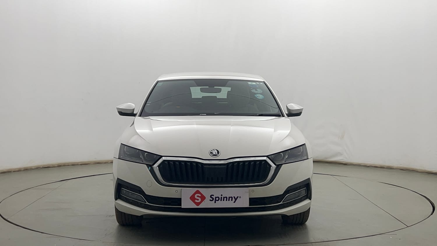 Used 2022 Skoda Octavia L&K 2.0 Petrol Automatic exterior FRONT VIEW