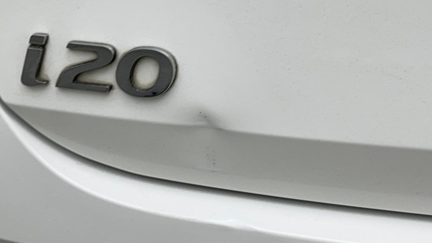 Used 2020 Hyundai New i20 Asta (O) 1.0 Turbo DCT Petrol Automatic dents MINOR DENT