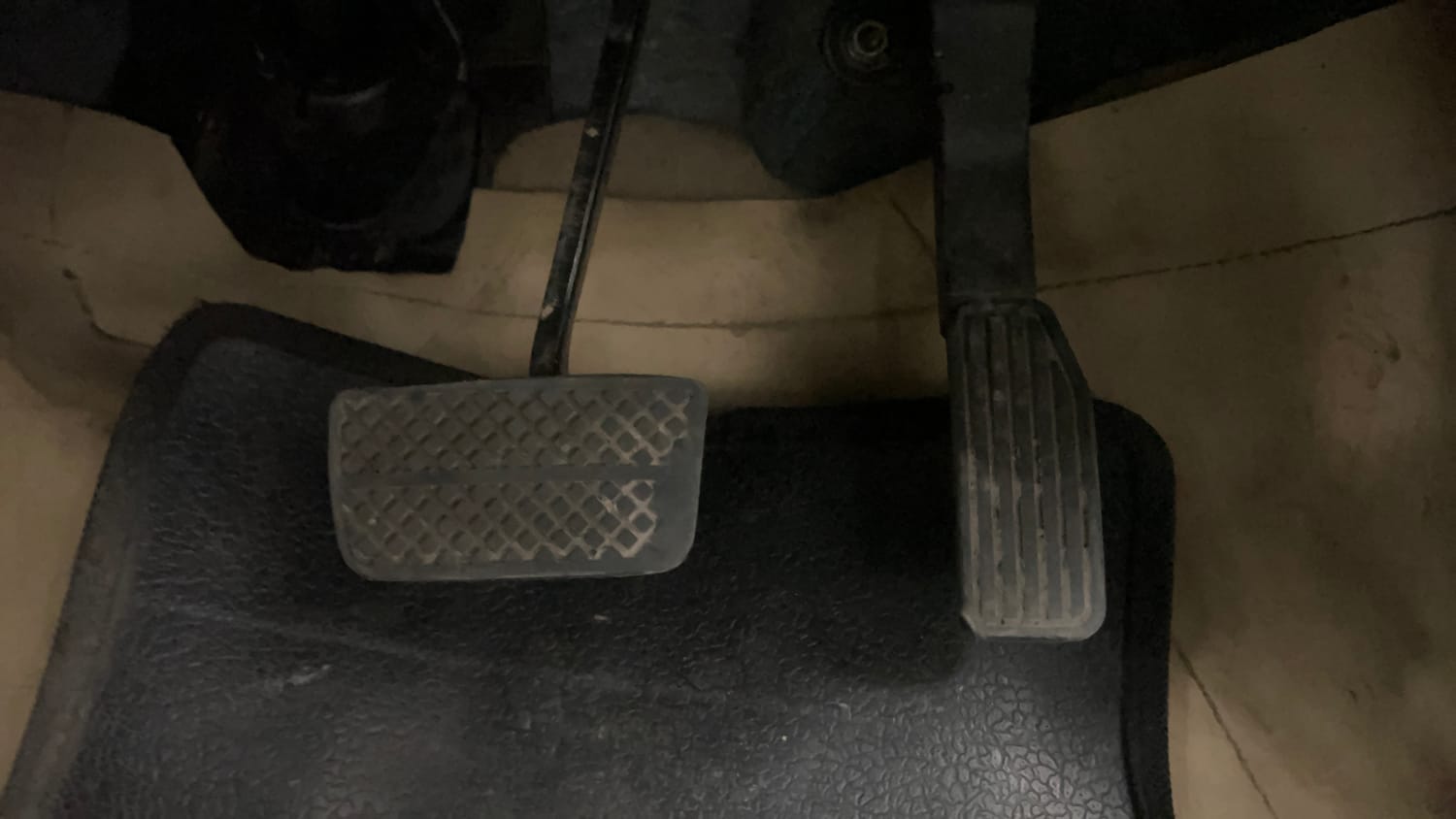 Used 2016 Honda City VX CVT Petrol Automatic interior PEDALS VIEW