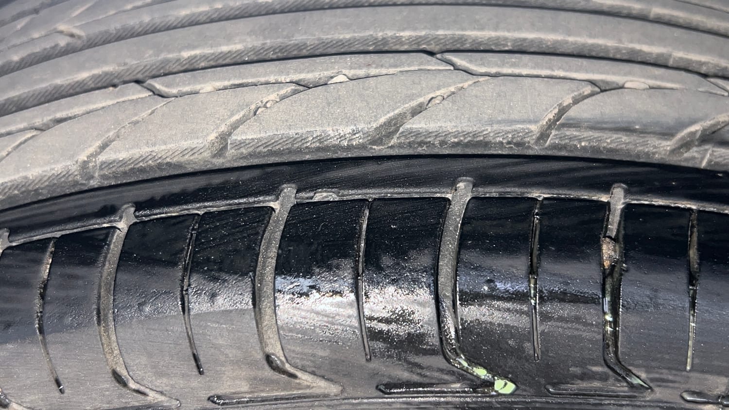 Used 2013 Honda Amaze 1.2 S i-VTEC Petrol Manual tyres LEFT FRONT TYRE TREAD VIEW
