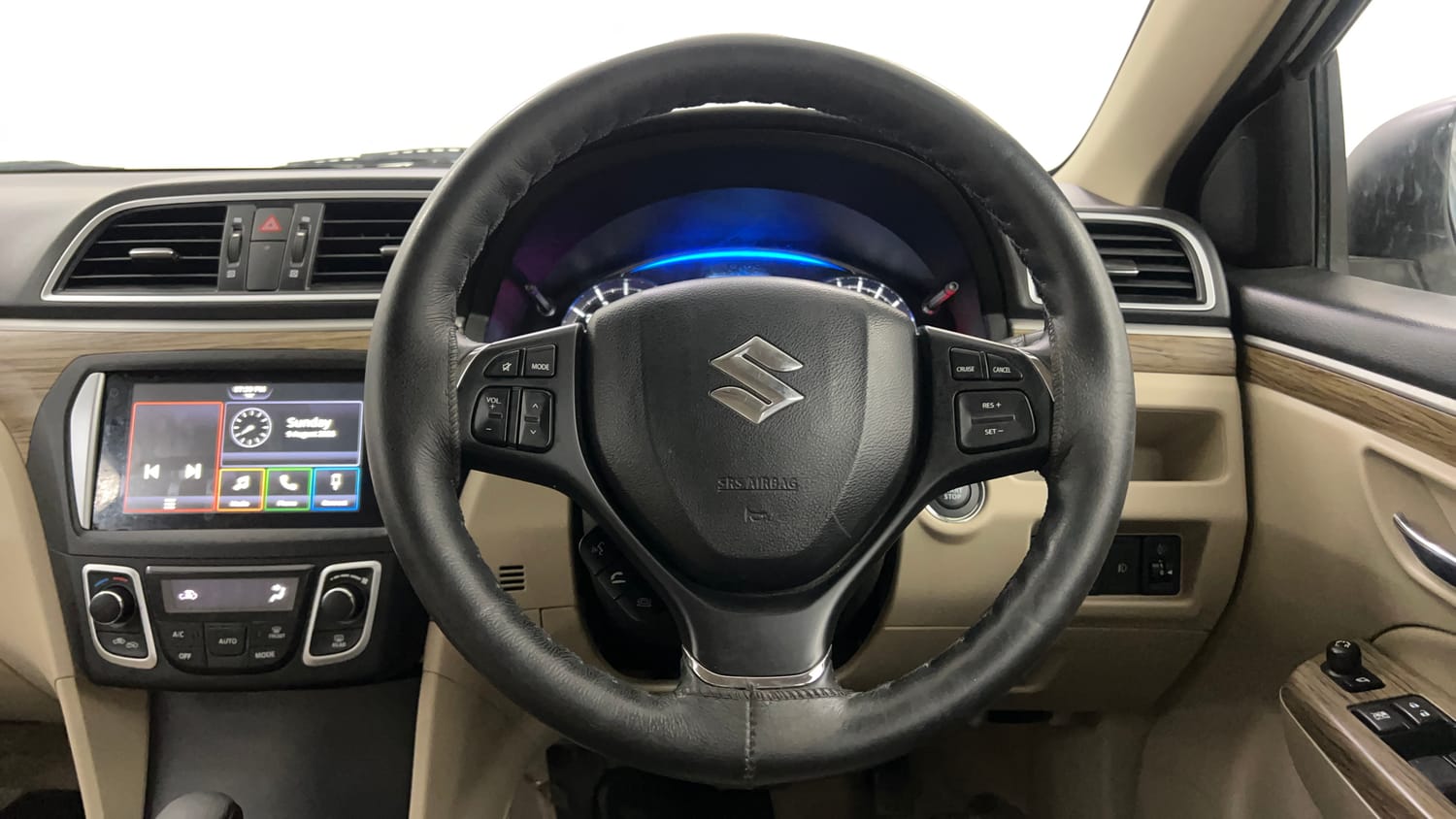 Used 2025 Maruti Suzuki Ciaz Alpha 1.5 AT Petrol Automatic interior STEERING VIEW