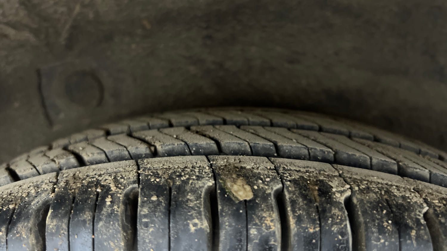 Used 2012 Hyundai i10 Era 1.1 iRDE2 Petrol Manual tyres RIGHT REAR TYRE TREAD VIEW