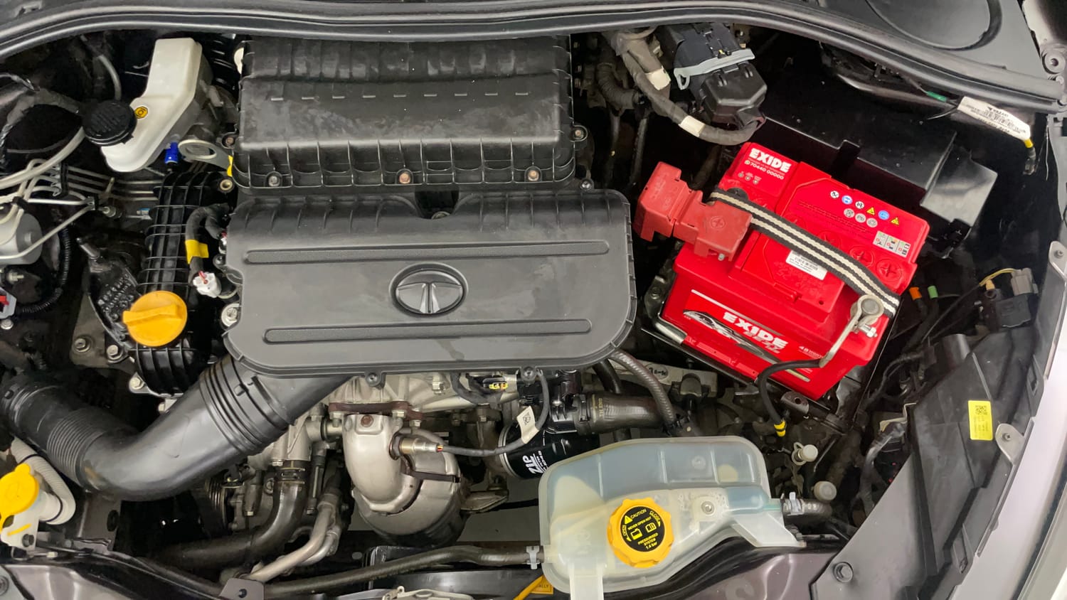 Used 2023 Tata Tiago XZ Plus CNG Cng Manual engine ENGINE LEFT SIDE VIEW