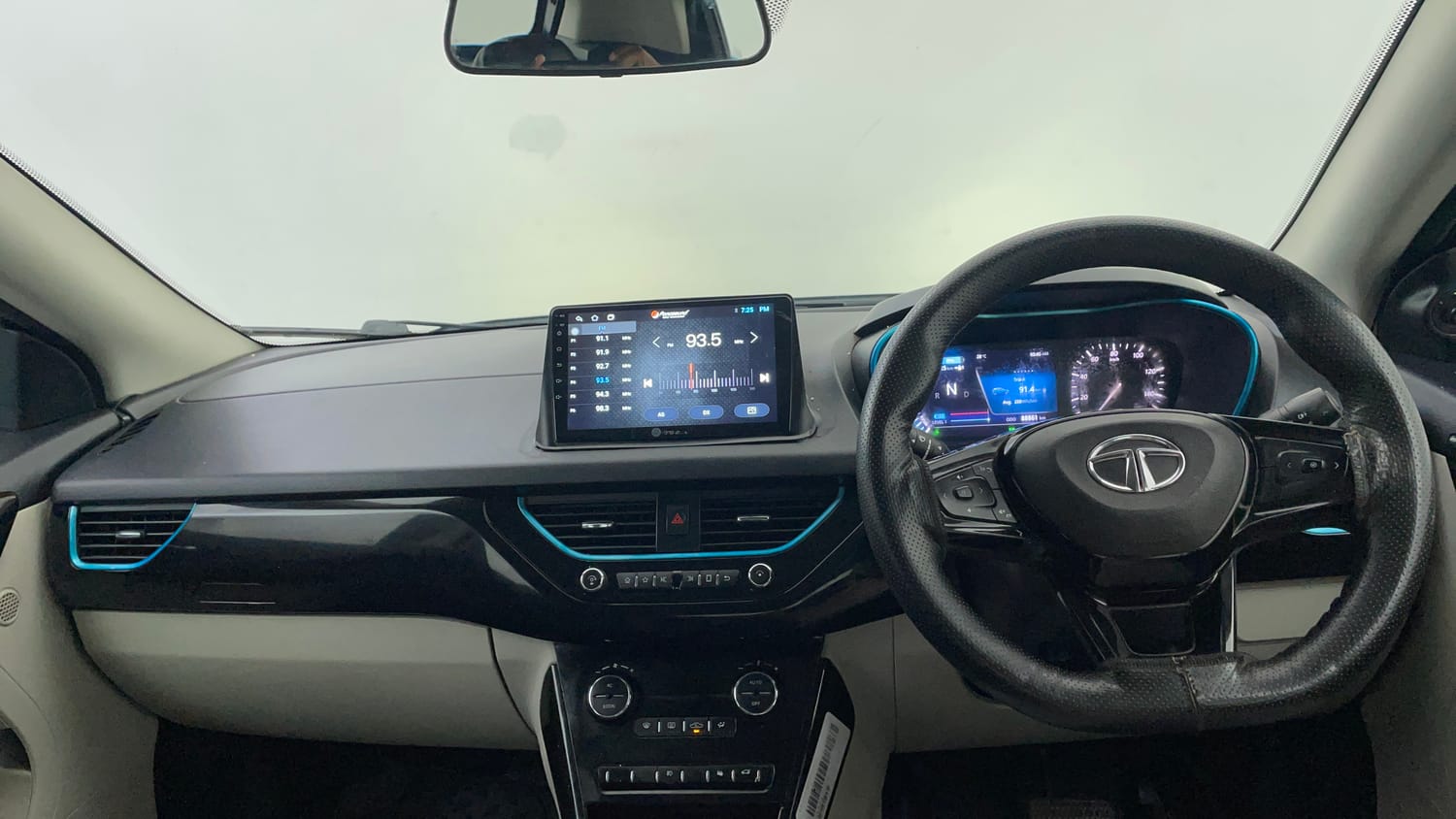 DASHBOARD VIDEO