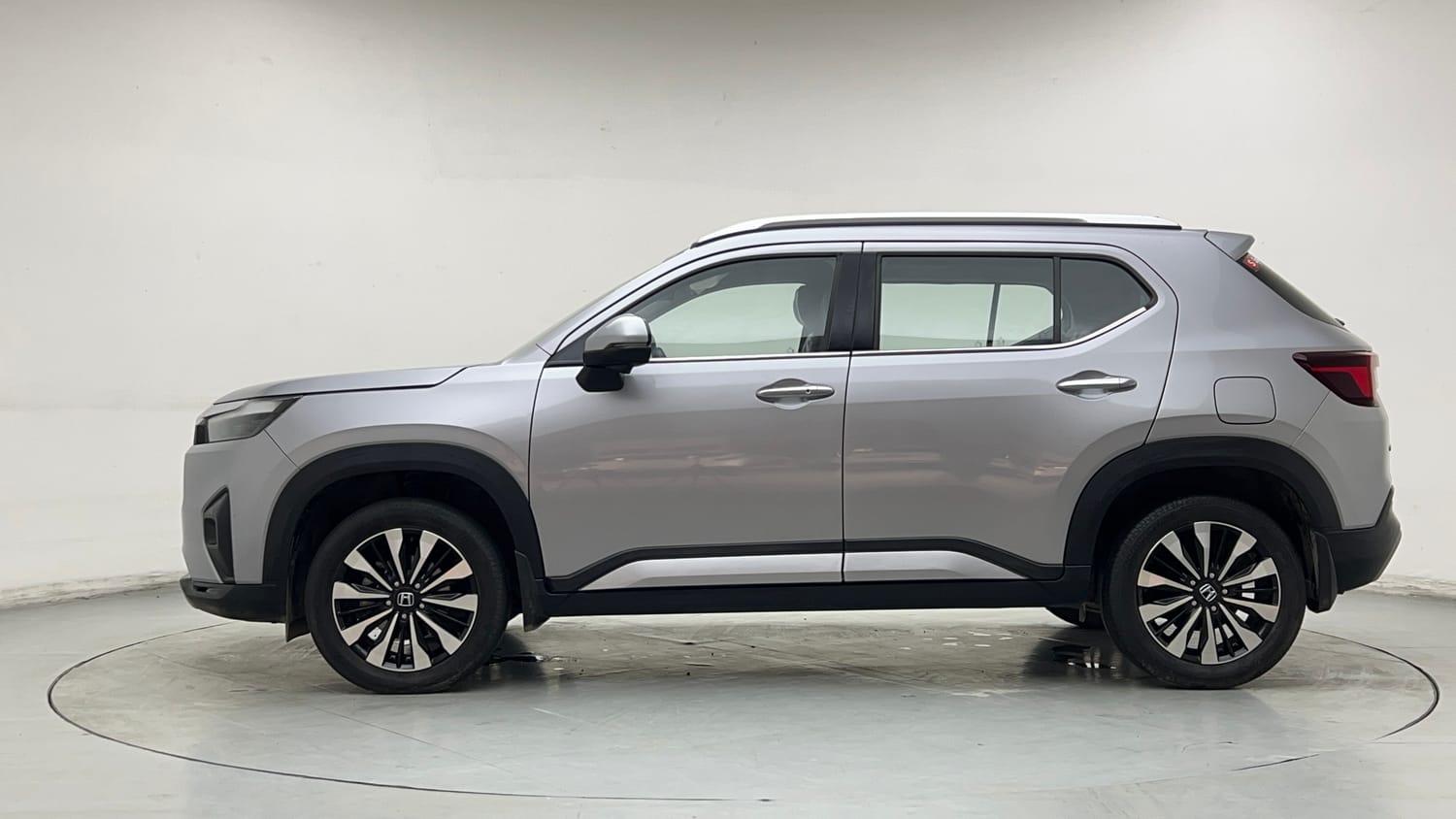 Used 2025 Honda Elevate ZX CVT Petrol Automatic exterior LEFT SIDE VIEW