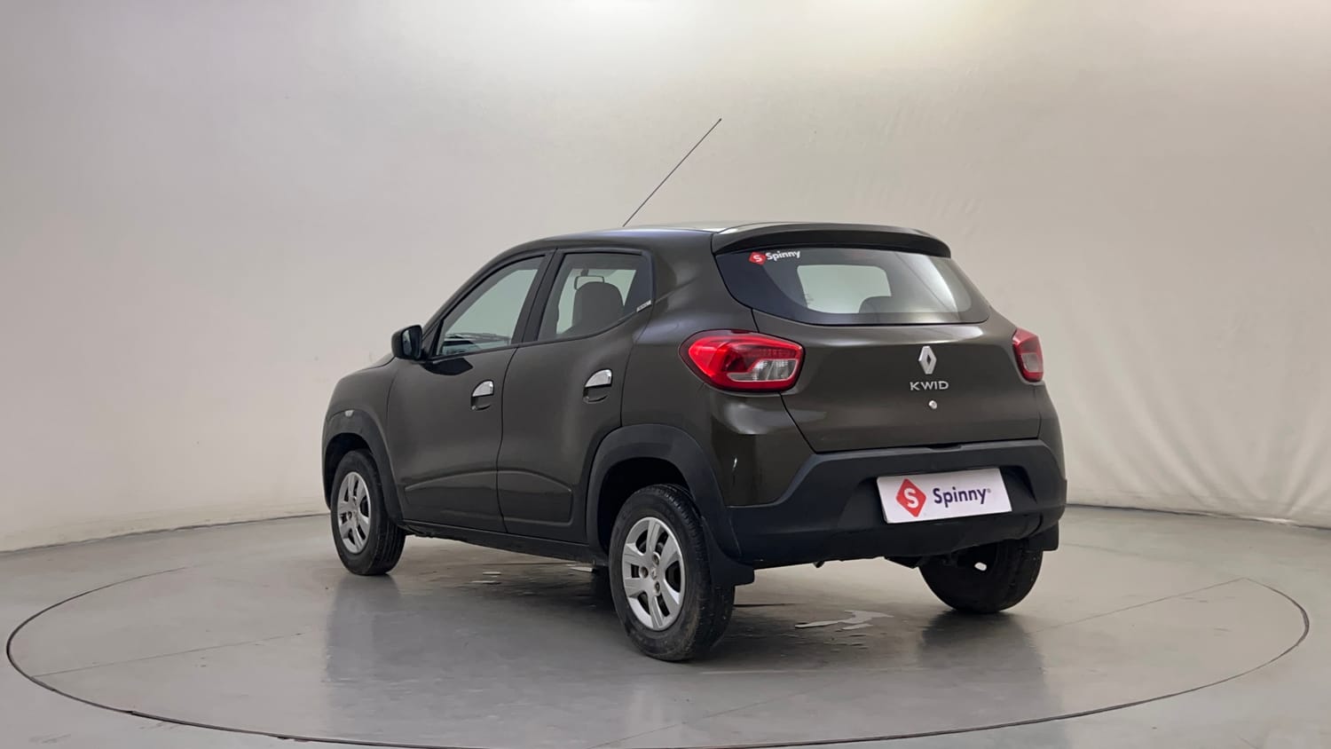 Used 2016 Renault Kwid RXL Petrol Manual exterior LEFT REAR CORNER VIEW