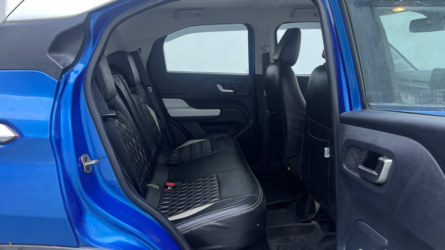 Used 2022 Tata Punch Creative Dual Tone AMT Petrol Automatic interior RIGHT SIDE REAR DOOR CABIN VIEW