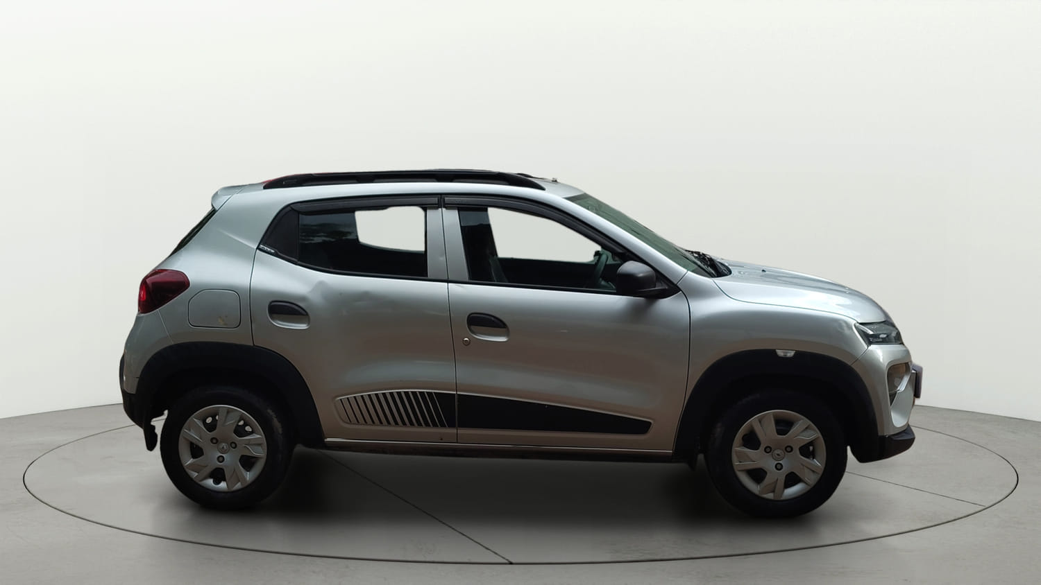 Used 2020 Renault Kwid RXT Petrol Manual exterior RIGHT SIDE VIEW