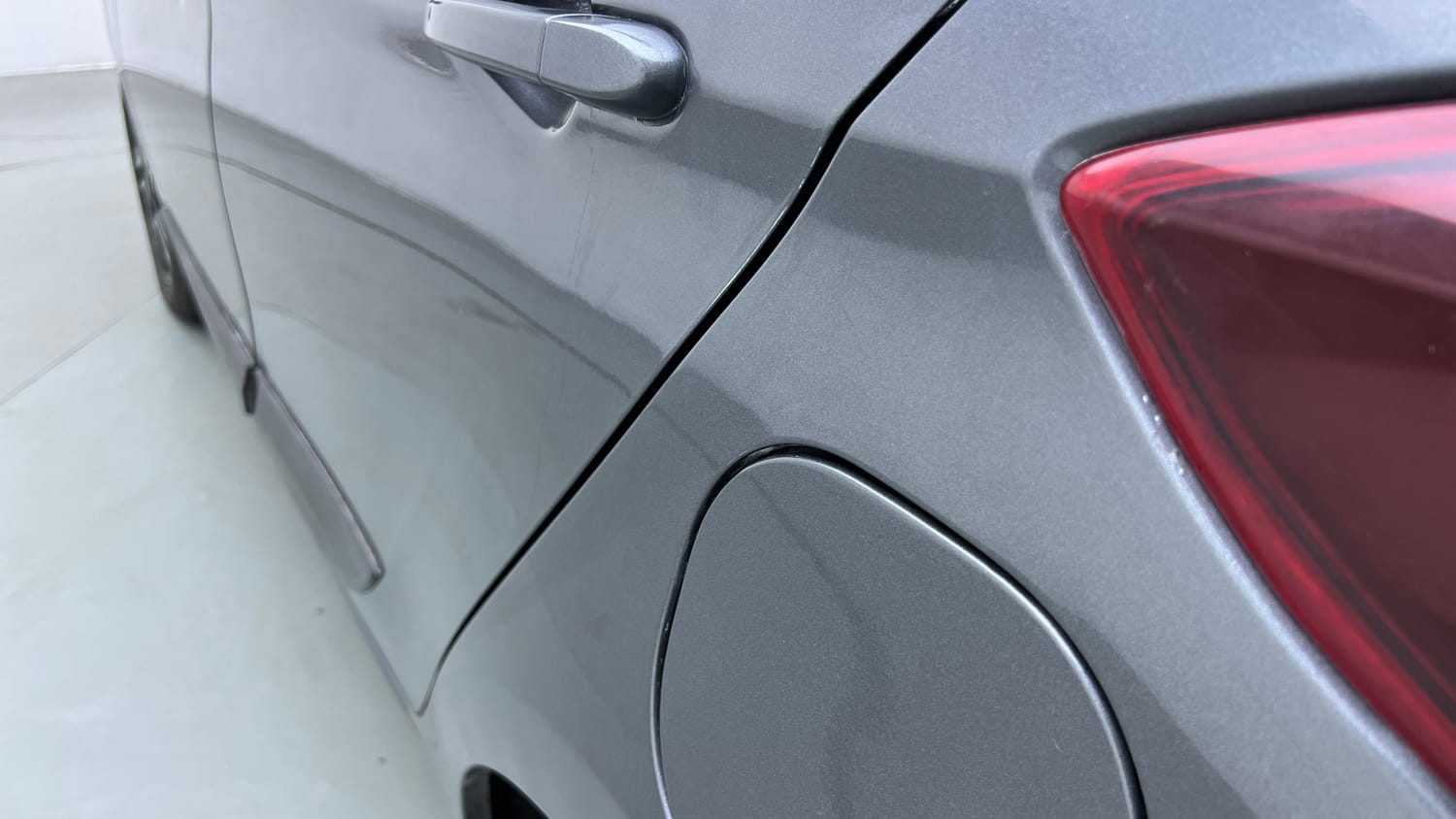 Used 2021 Tata Tiago XZ Plus Petrol Manual dents MINOR DENT