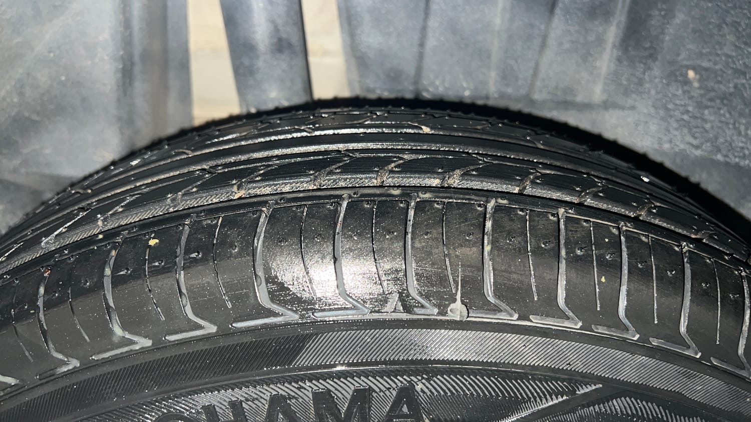 Used 2018 Maruti Suzuki Dzire VXi AMT Petrol Automatic tyres RIGHT REAR TYRE TREAD VIEW