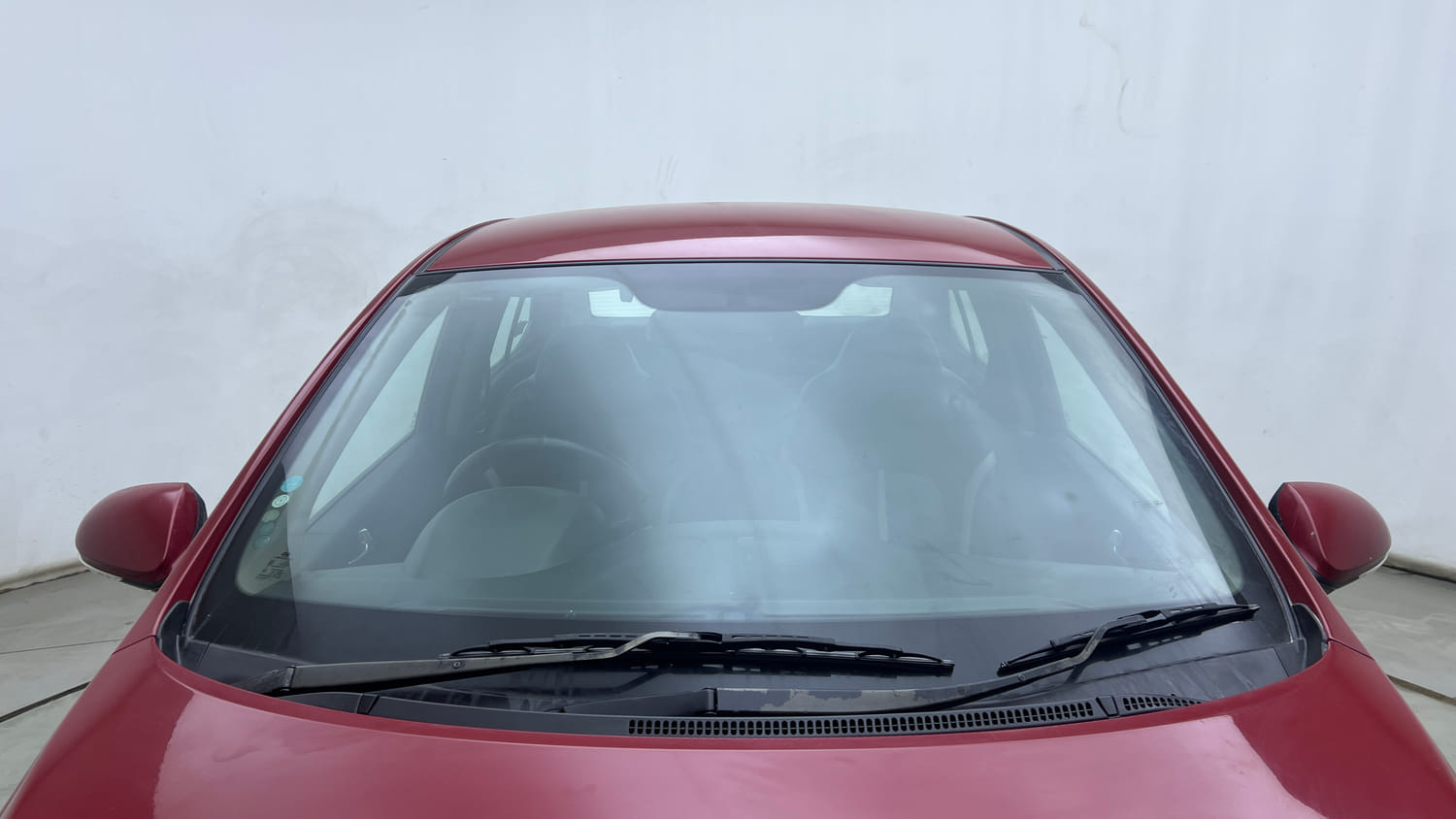 Used 2016 Hyundai Xcent SX 1.2 (O) Petrol Manual exterior FRONT WINDSHIELD VIEW