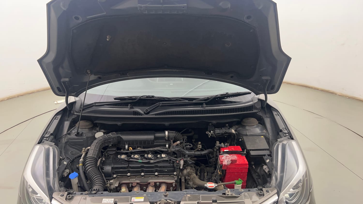 Used 2020 Toyota Glanza G CVT Petrol Automatic engine ENGINE & BONNET OPEN FRONT VIEW