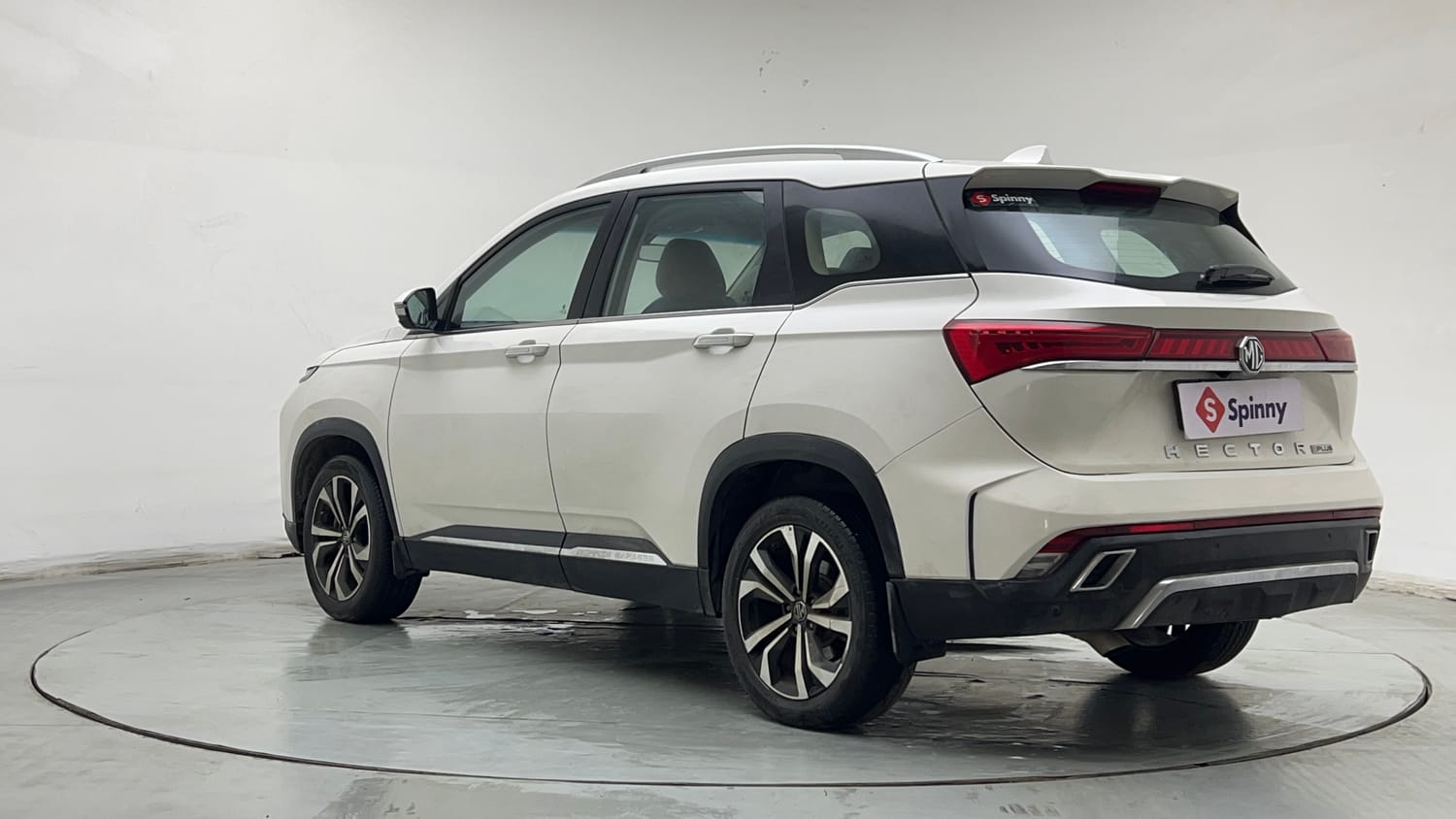 Used 2023 MG Motors Hector Plus Sharp Pro 2.0 Turbo Diesel 7 STR Diesel Manual exterior LEFT REAR CORNER VIEW