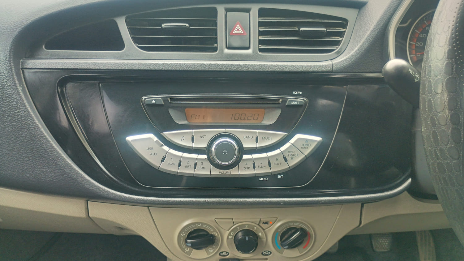 Used 2019 Maruti Suzuki Alto K10 VXi Petrol Manual interior MUSIC SYSTEM & AC CONTROL VIEW