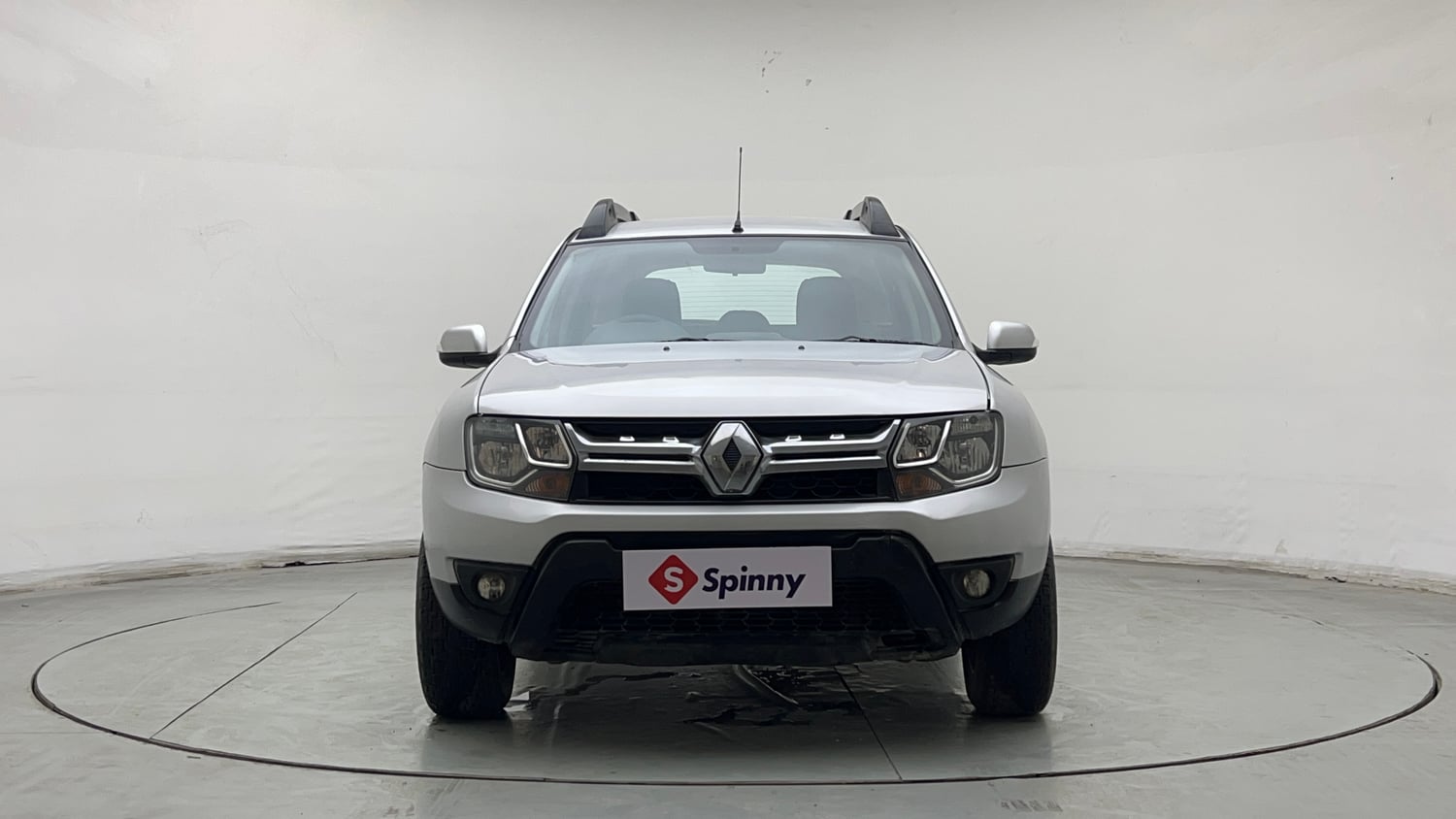 Used 2016 Renault Duster RXL Petrol Petrol Manual exterior FRONT VIEW