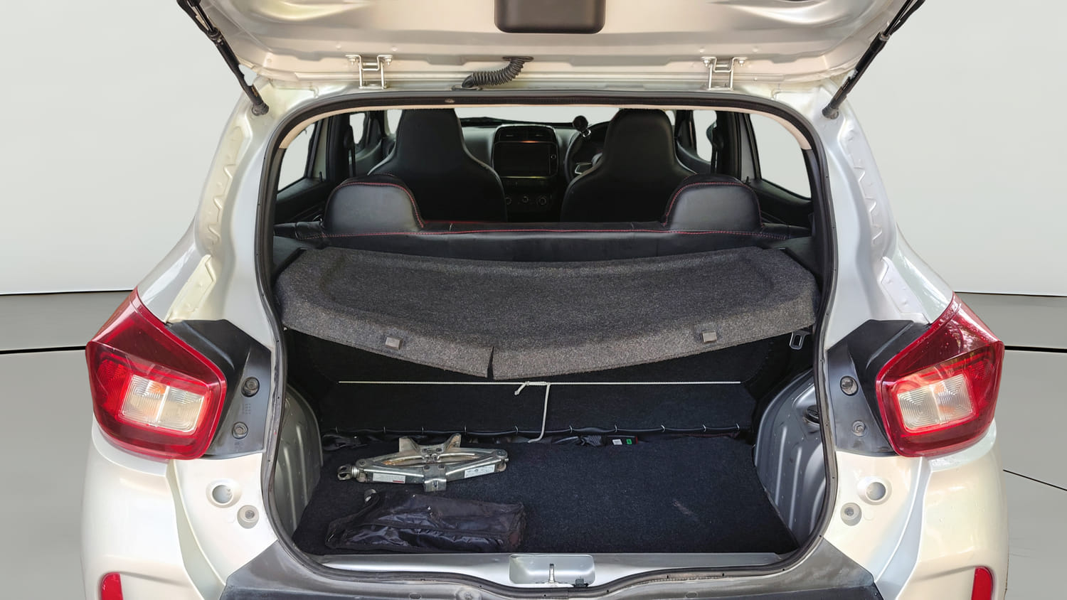 Used 2020 Renault Kwid RXT Petrol Manual interior DICKY INSIDE VIEW