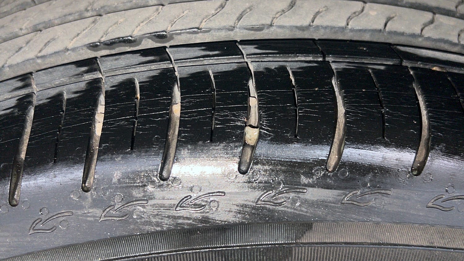 Used 2023 Honda City V Petrol CVT Petrol Automatic tyres RIGHT REAR TYRE TREAD VIEW