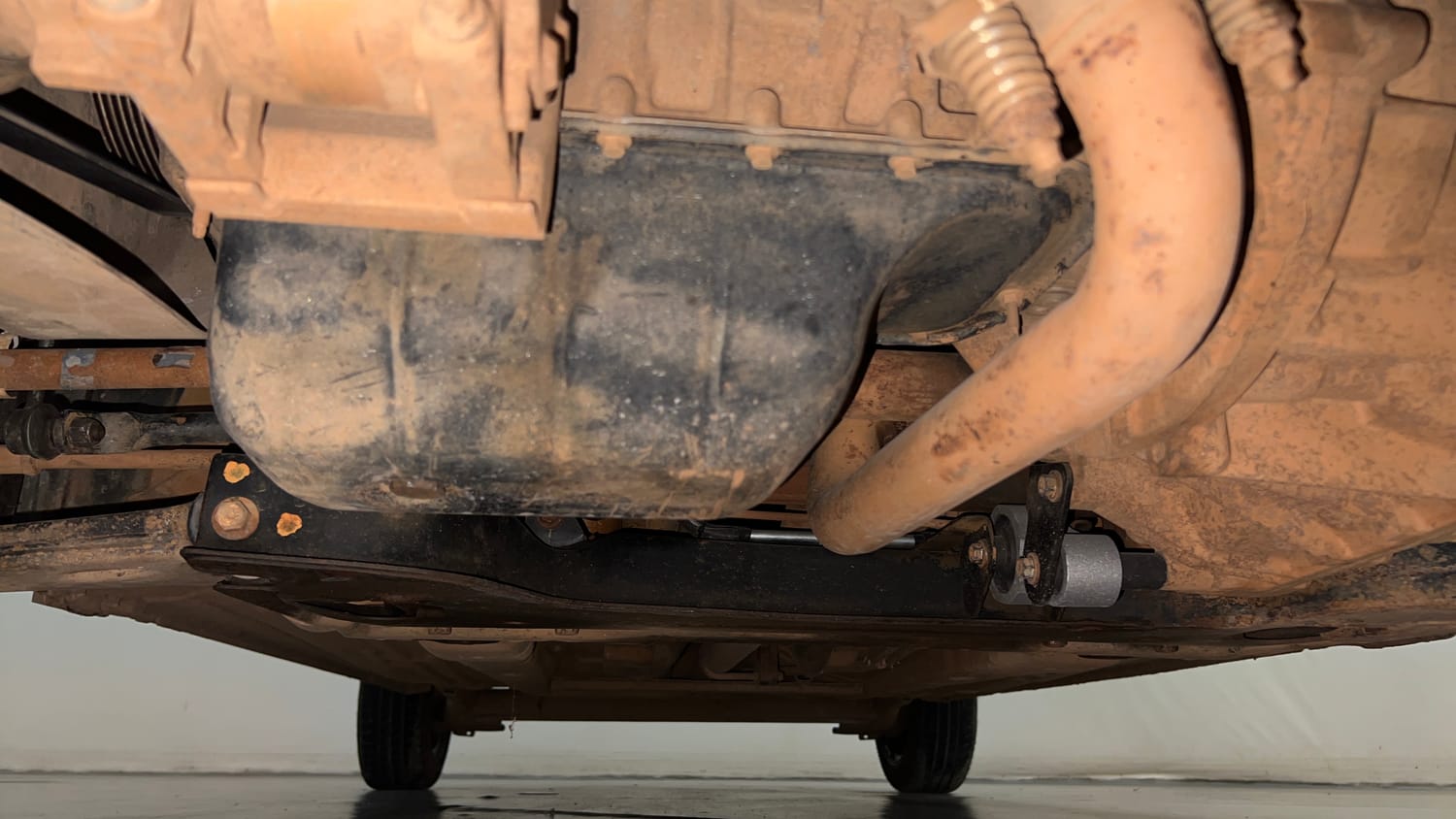 Used 2013 Ford Figo Duratorq Diesel EXI 1.4 Diesel Manual extra FRONT LEFT UNDERBODY VIEW