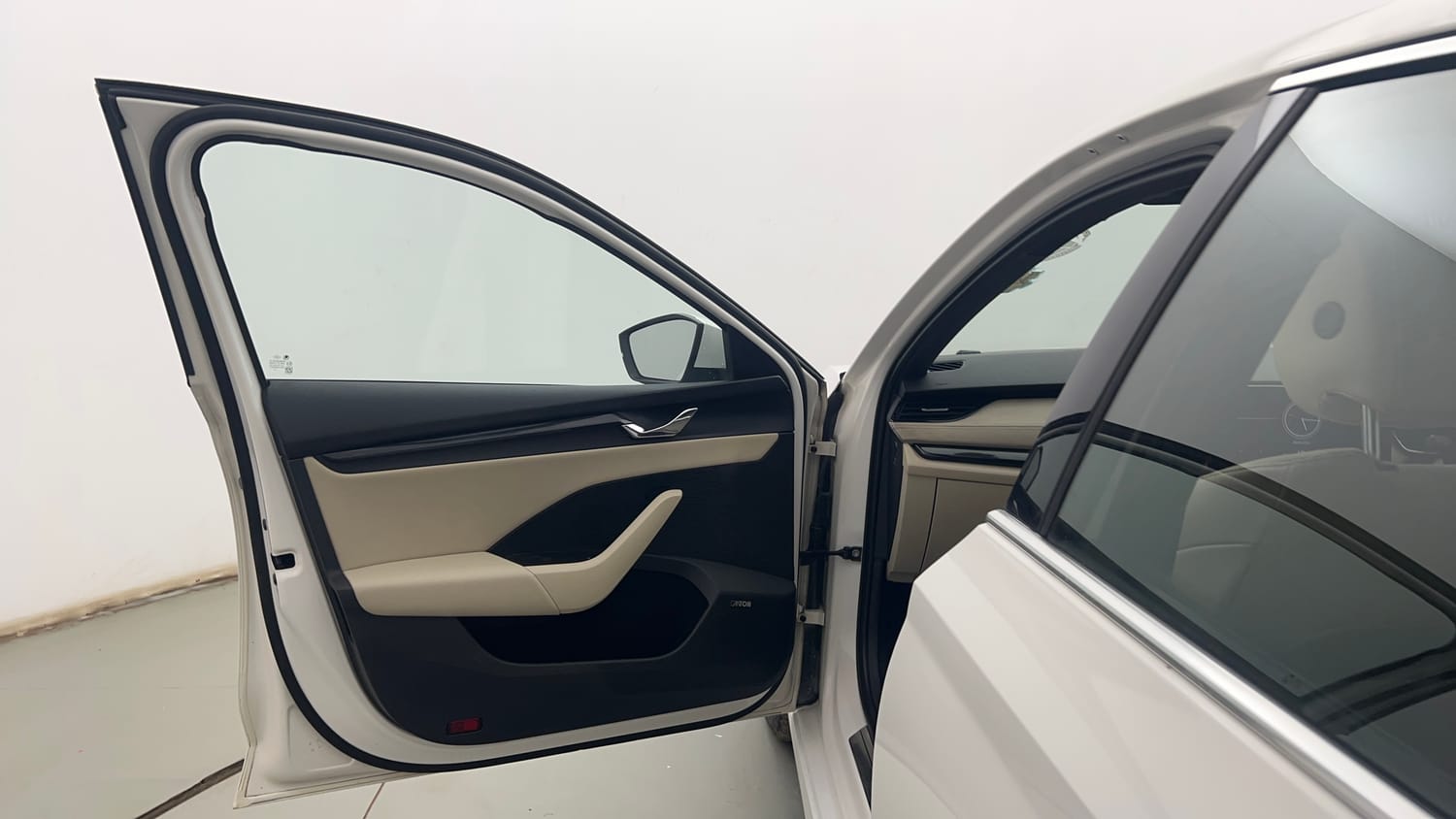 Used 2022 Skoda Octavia L&K 2.0 Petrol Automatic interior LEFT FRONT DOOR OPEN VIEW