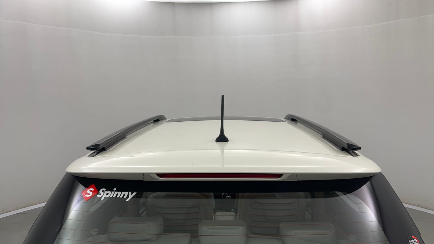 Used 2022 Mahindra XUV 300 W8 (O) 1.2 Petrol Petrol Manual exterior EXTERIOR ROOF VIEW