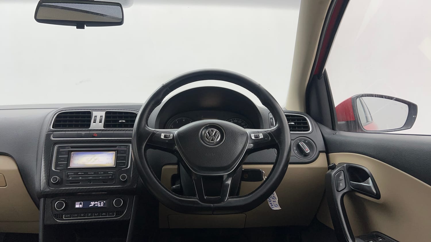 Used 2015 Volkswagen Polo Highline1.2L (P) Petrol Manual interior STEERING VIEW