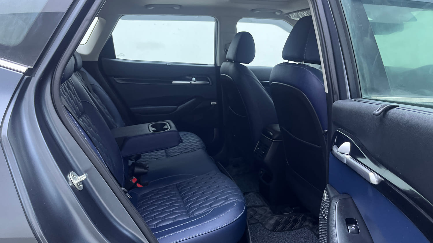 Used 2022 Kia Seltos X Line 1.4 DCT Petrol Automatic interior RIGHT SIDE REAR DOOR CABIN VIEW
