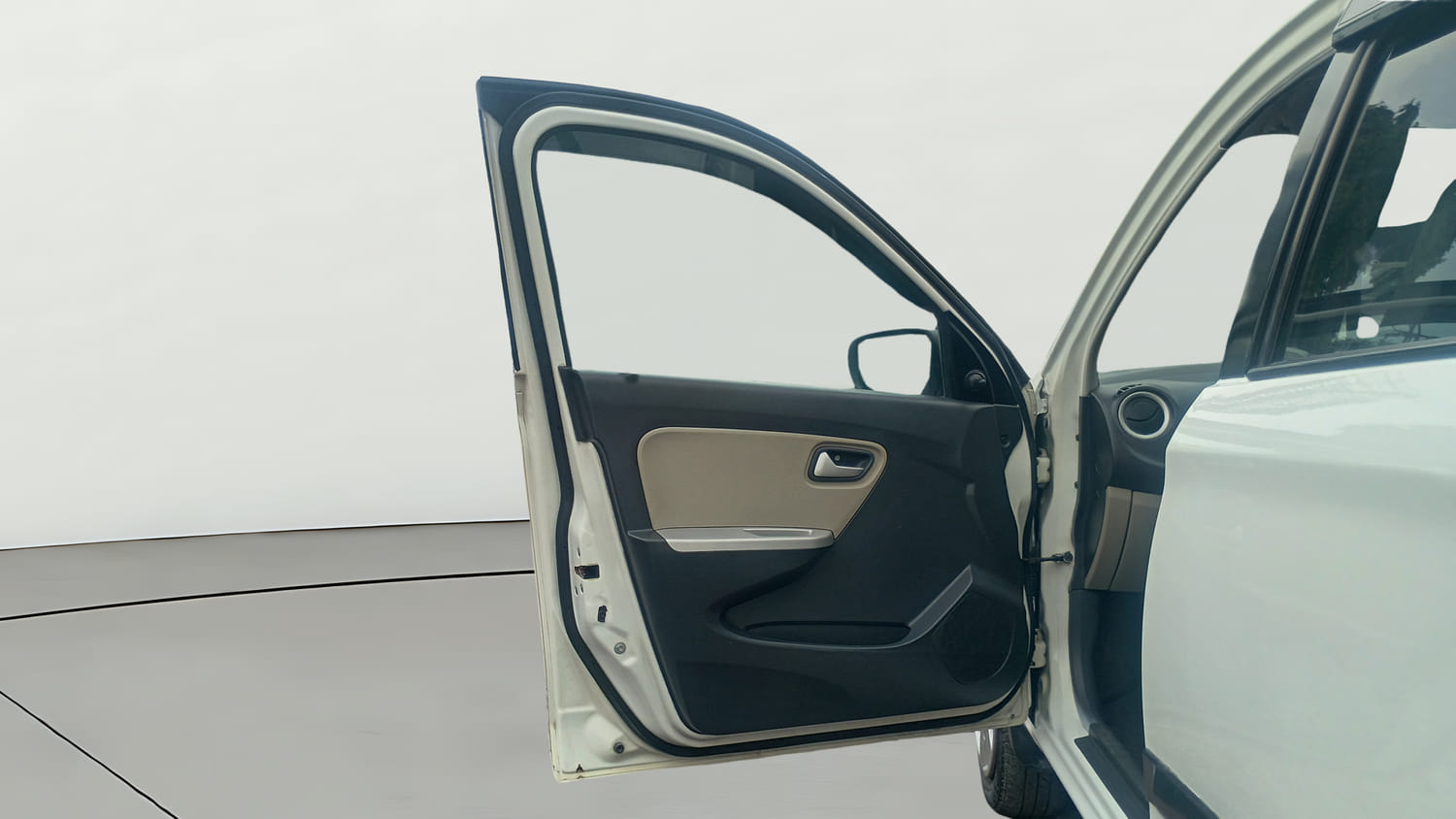 Used 2019 Maruti Suzuki Alto K10 VXi Petrol Manual interior LEFT FRONT DOOR OPEN VIEW