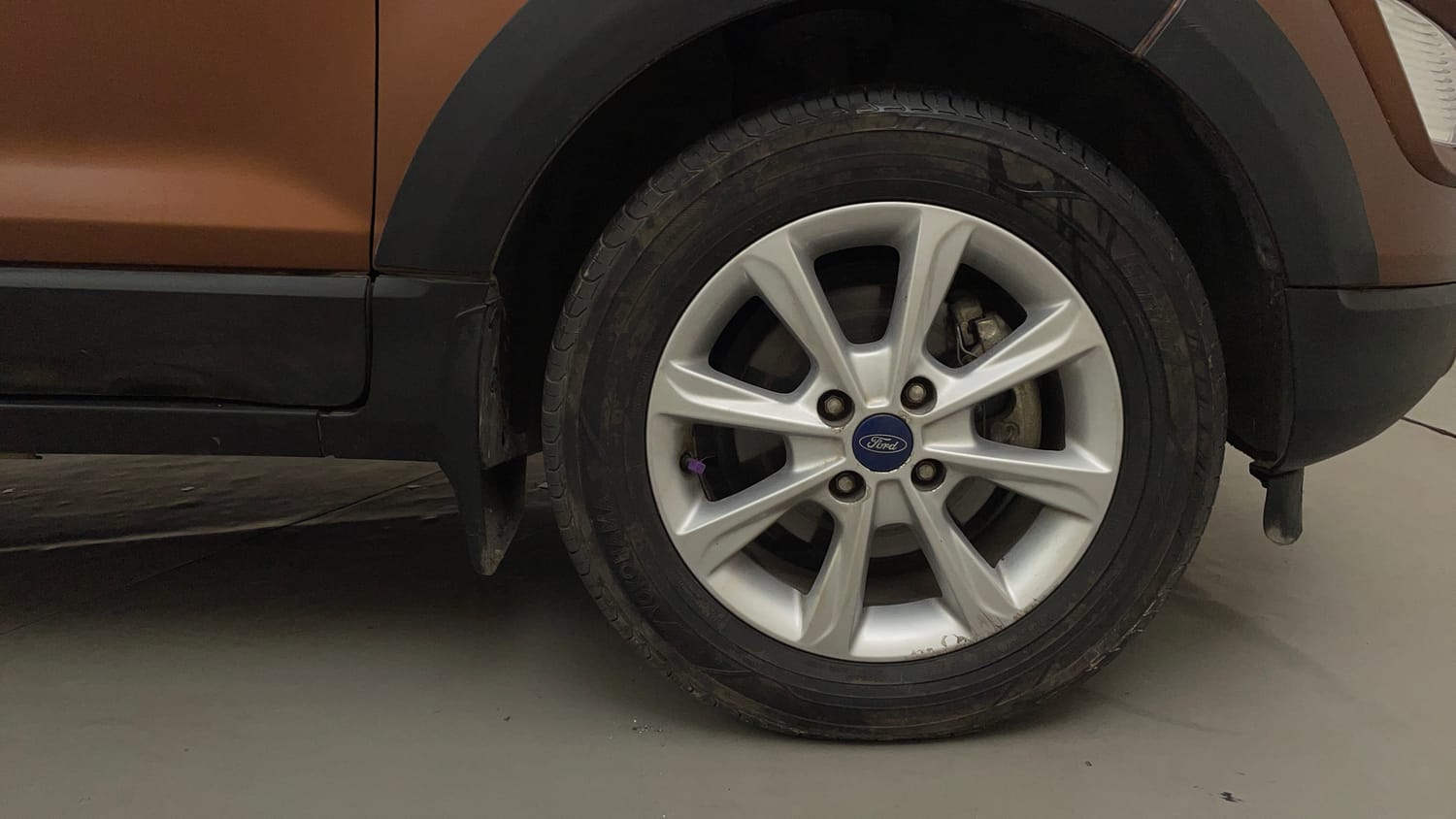 Used 2021 Ford EcoSport Titanium 1.5L TDCi Diesel Manual tyres RIGHT FRONT TYRE RIM VIEW