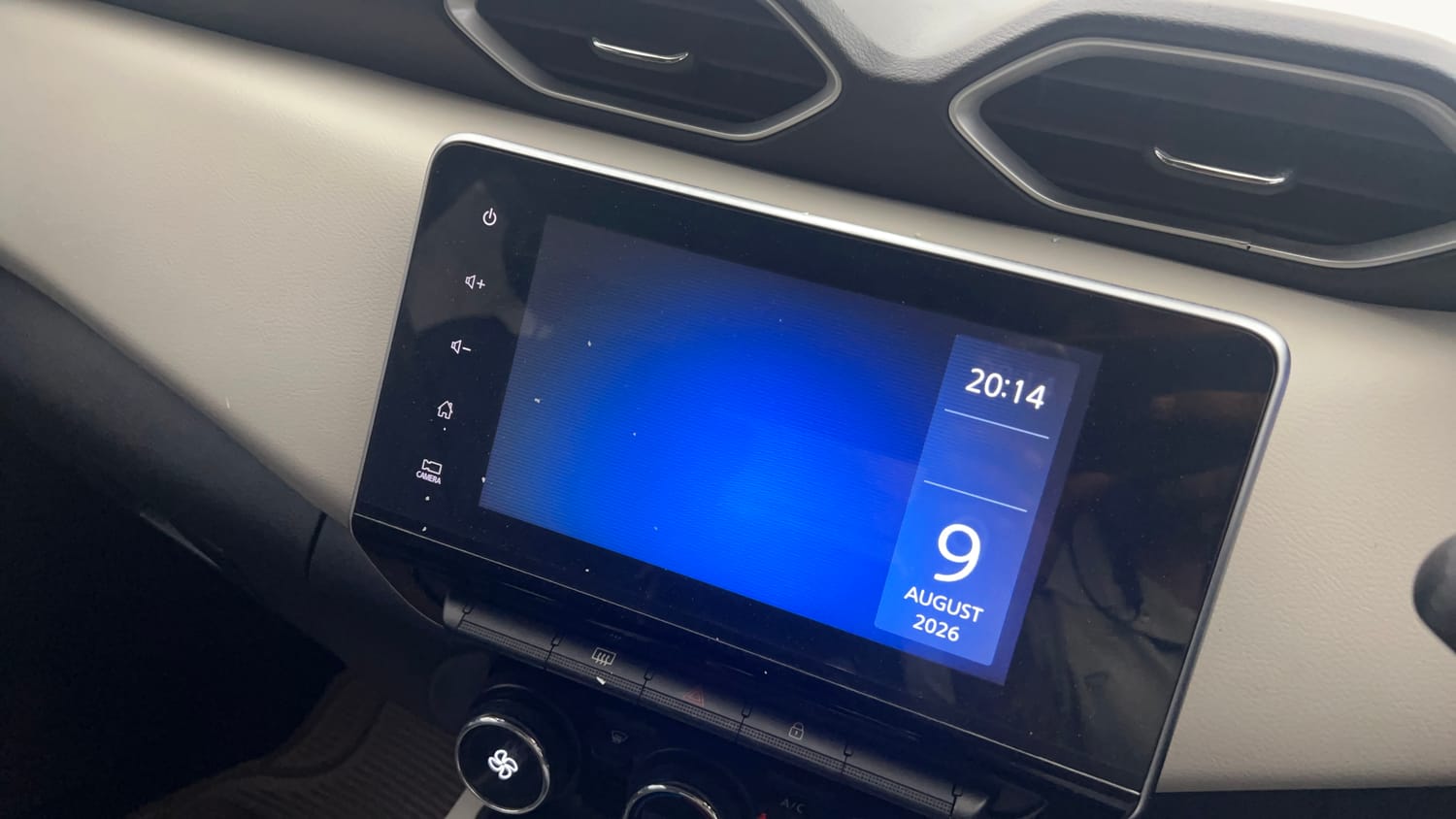 Used 2022 Nissan Magnite XV Petrol Manual top_features Touch screen infotainment system