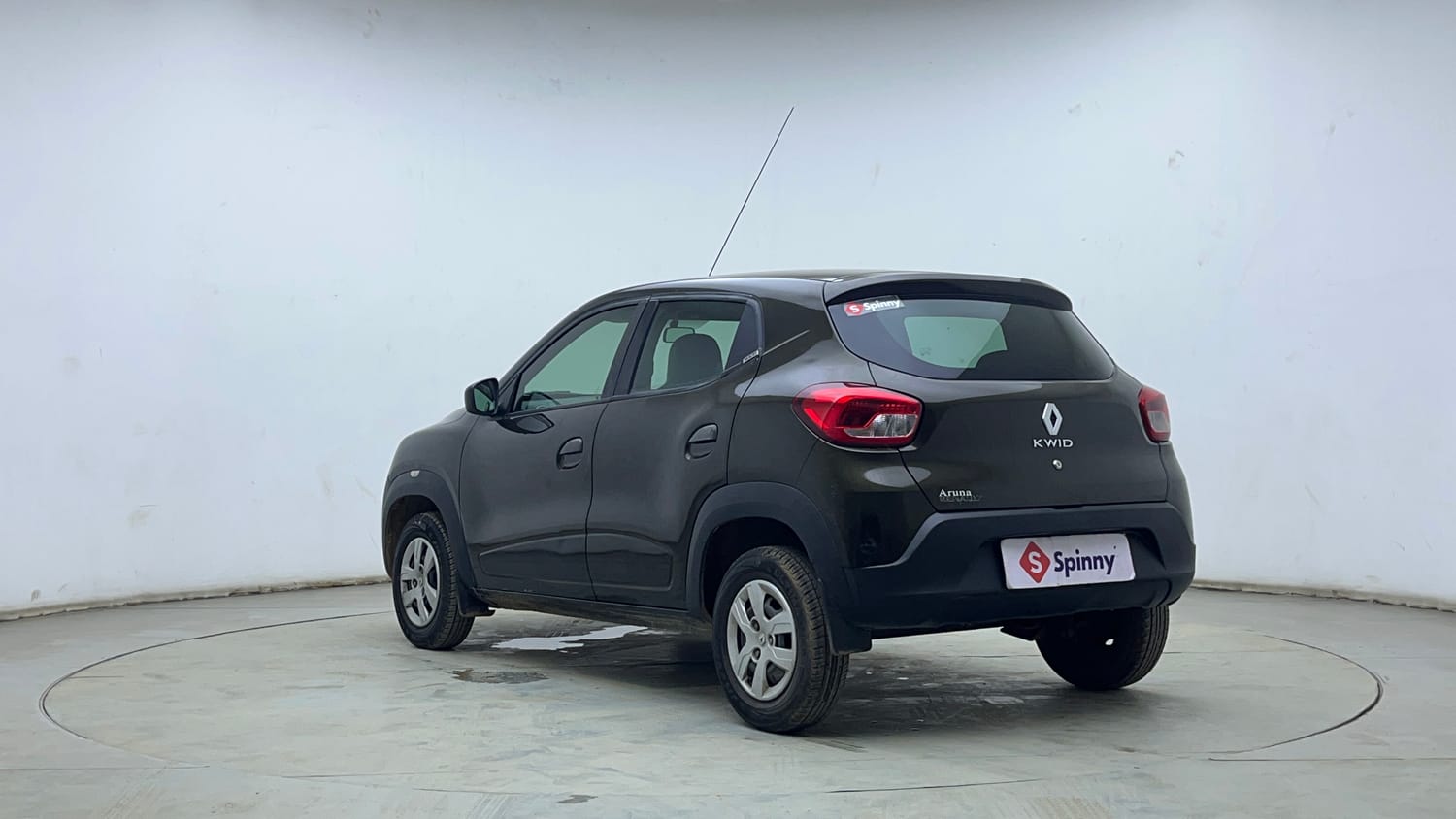 Used 2018 Renault Kwid RXT Opt Petrol Manual exterior LEFT REAR CORNER VIEW