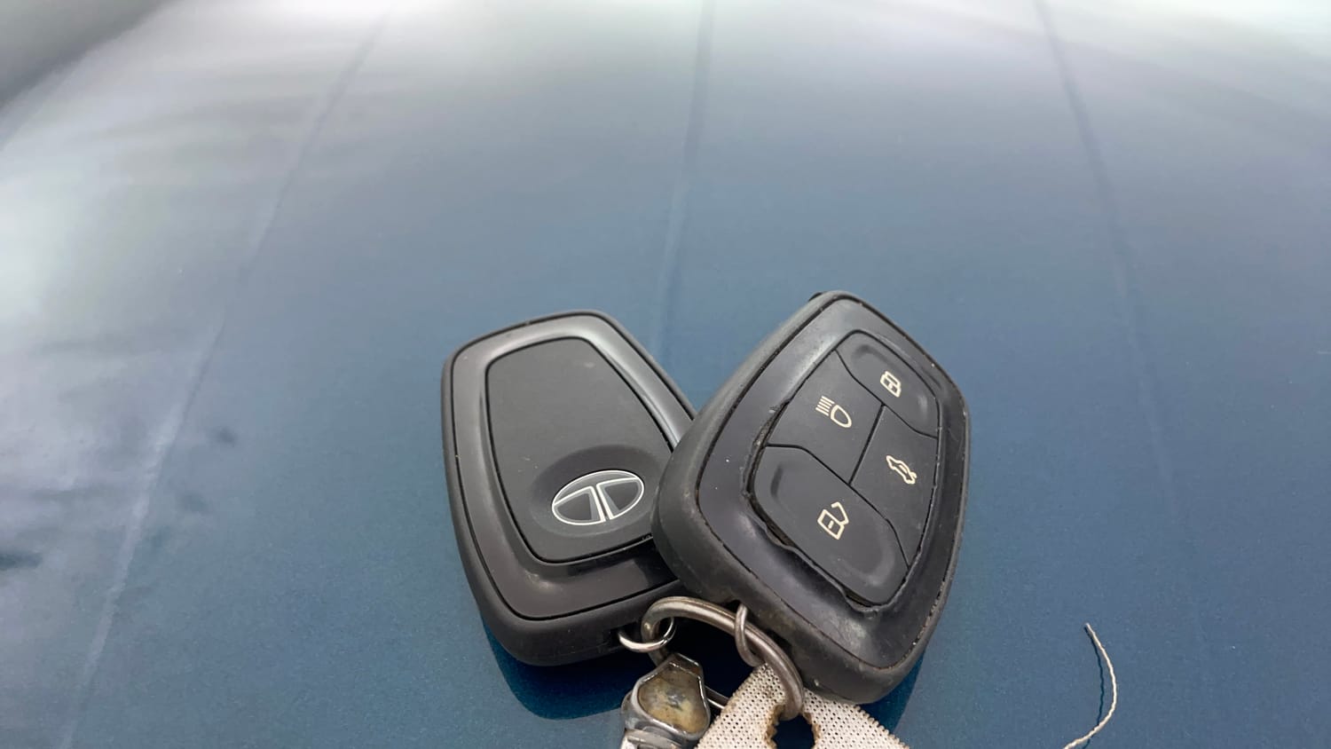 Used 2021 Tata Nexon EV XZ Plus Electric Automatic extra CAR KEY VIEW