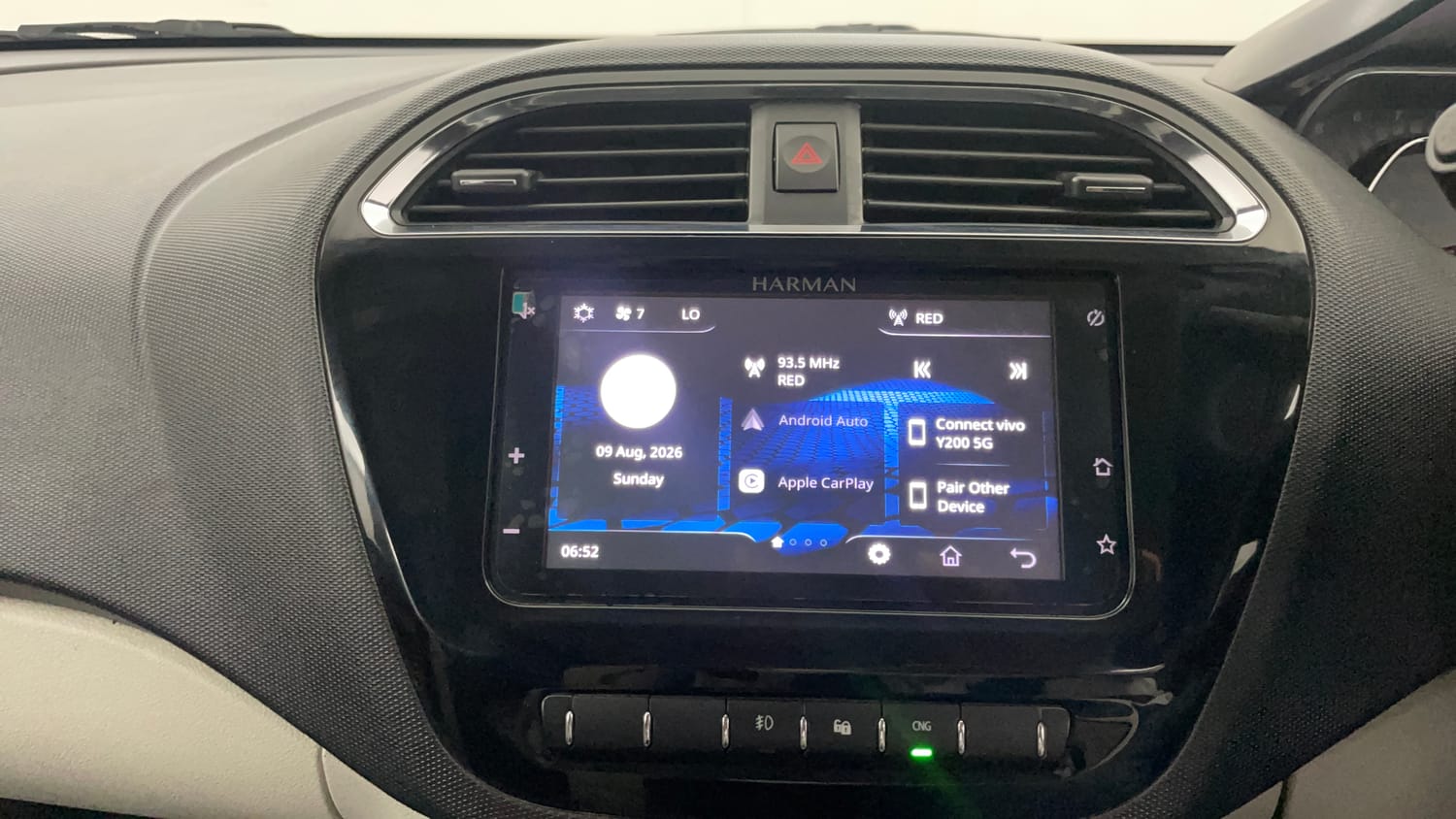 Used 2023 Tata Tiago XZ Plus CNG Cng Manual interior MUSIC SYSTEM & AC CONTROL VIEW
