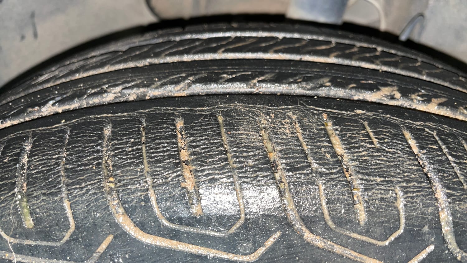 Used 2023 Tata Tiago XZ Plus CNG Cng Manual tyres RIGHT FRONT TYRE TREAD VIEW