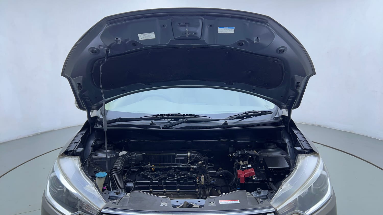 Used 2019 Maruti Suzuki New Ertiga ZXi AT Petrol Automatic engine ENGINE & BONNET OPEN FRONT VIEW