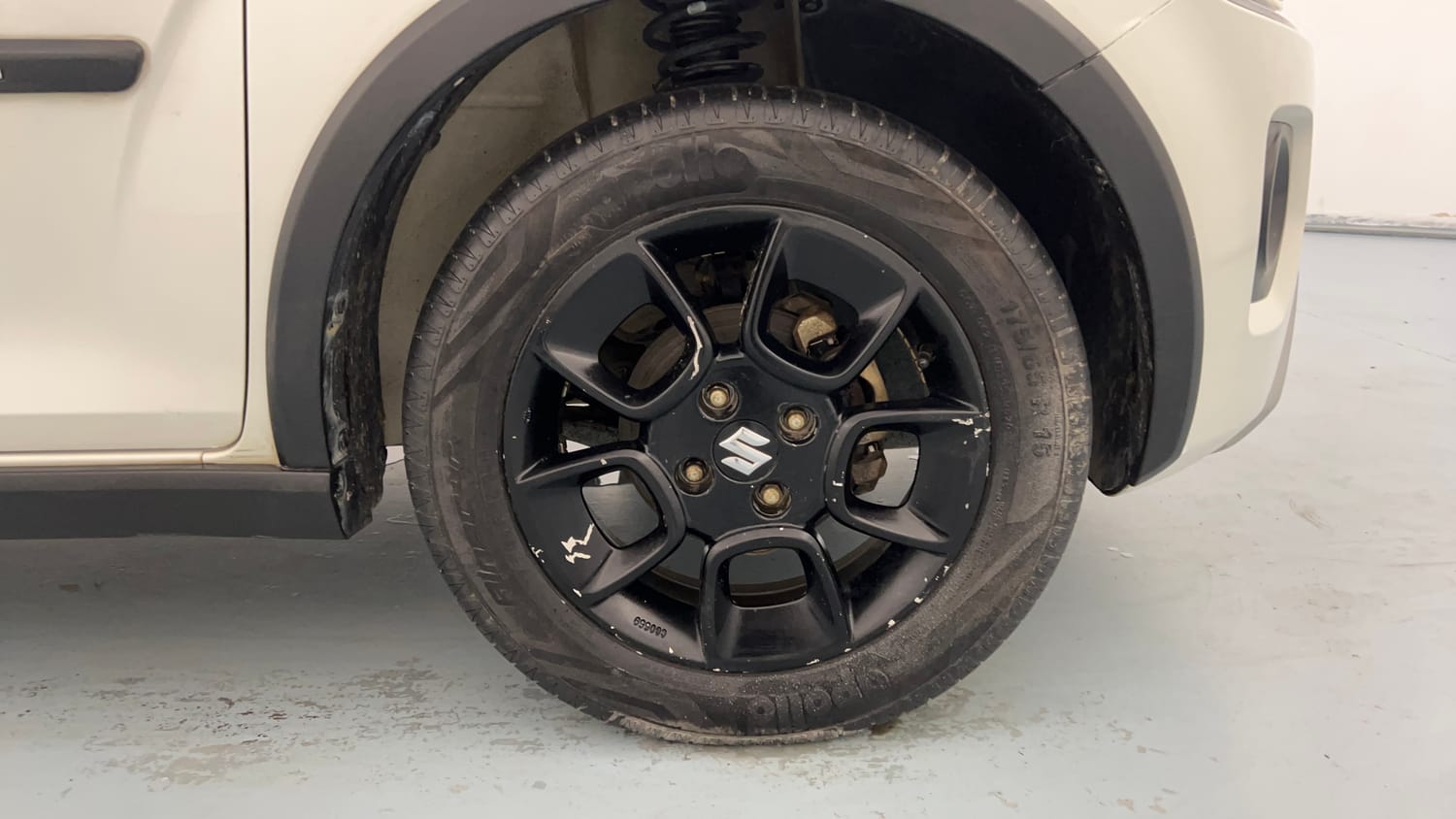 Used 2021 Maruti Suzuki Ignis Alpha 1.2 MT Petrol Manual tyres RIGHT FRONT TYRE RIM VIEW