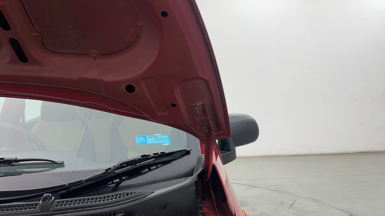 Used 2016 Hyundai Eon Era + AirBag Petrol Manual engine ENGINE LEFT SIDE HINGE & APRON VIEW
