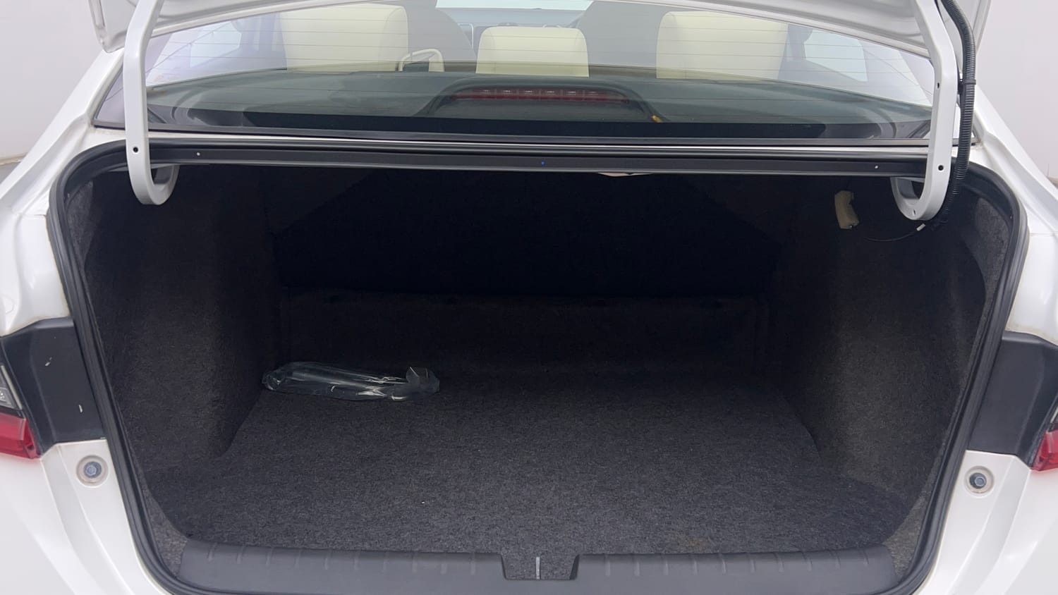 Used 2023 Honda City V Petrol CVT Petrol Automatic interior DICKY INSIDE VIEW