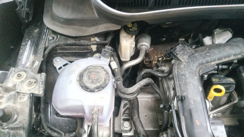 Used 2025 Skoda Kylaq Signature Petrol Manual engine ENGINE RIGHT SIDE VIEW
