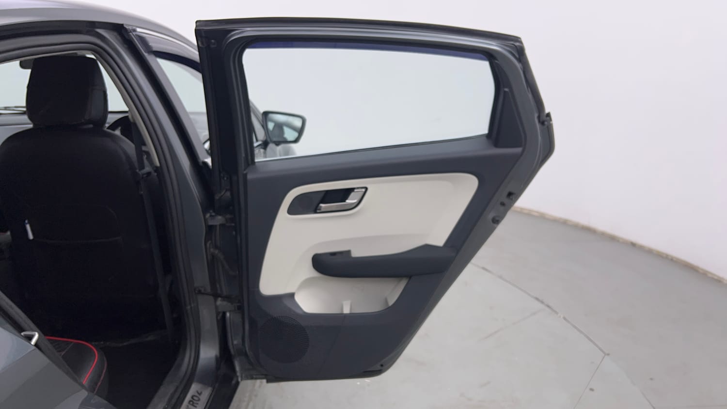 Used 2023 Tata Altroz XZA Petrol Petrol Automatic interior RIGHT REAR DOOR OPEN VIEW