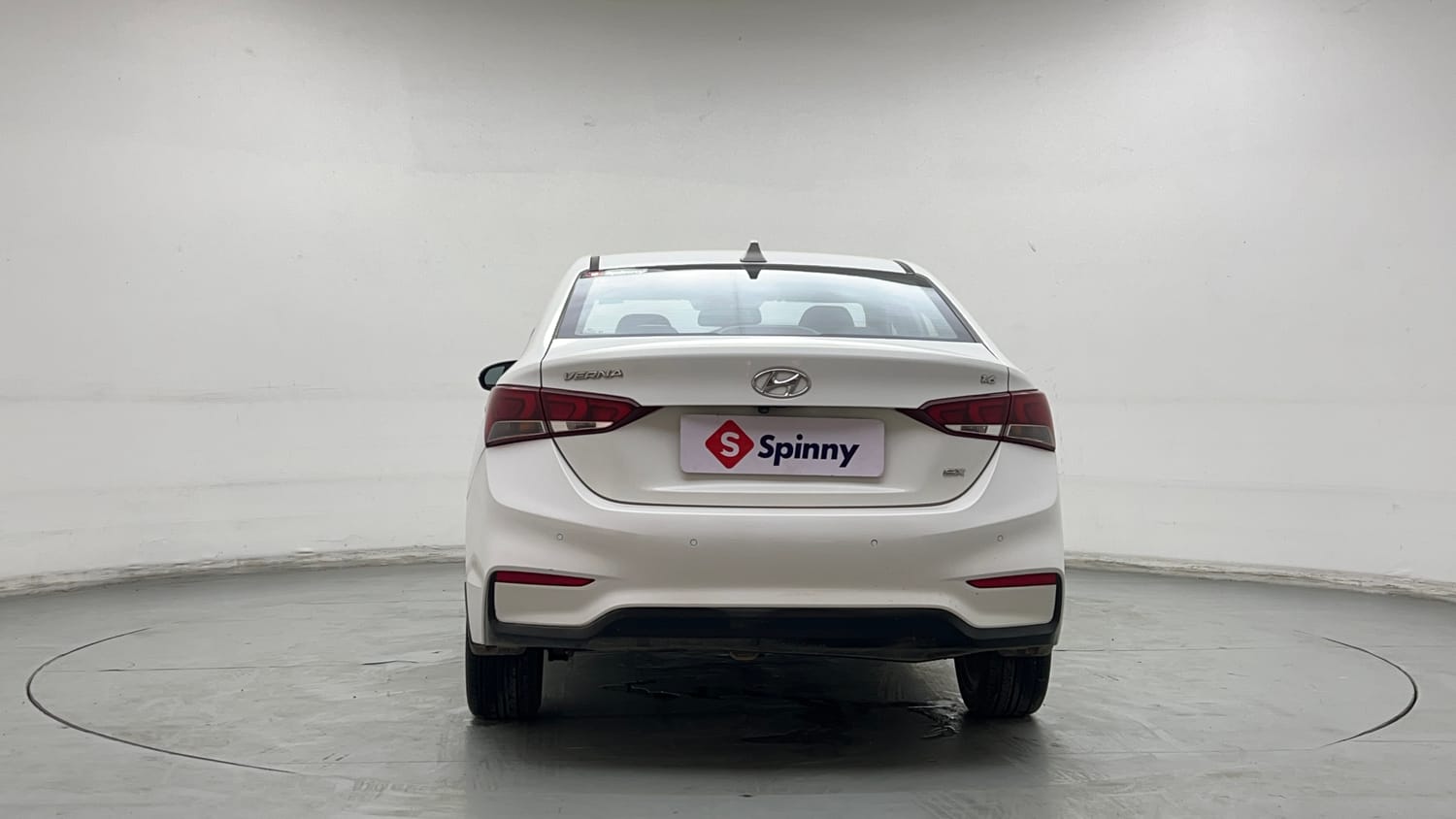 Used 2019 Hyundai Verna SX 1.6 VTVT Petrol Manual exterior BACK VIEW