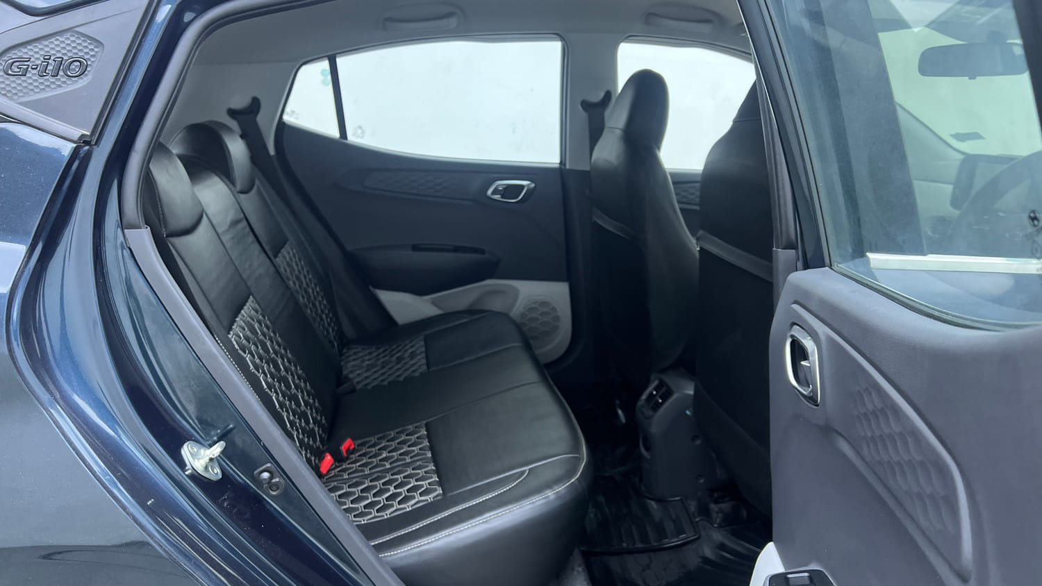 Used 2021 Hyundai Grand i10 Nios Sportz 1.2 Kappa VTVT Petrol Manual interior RIGHT SIDE REAR DOOR CABIN VIEW