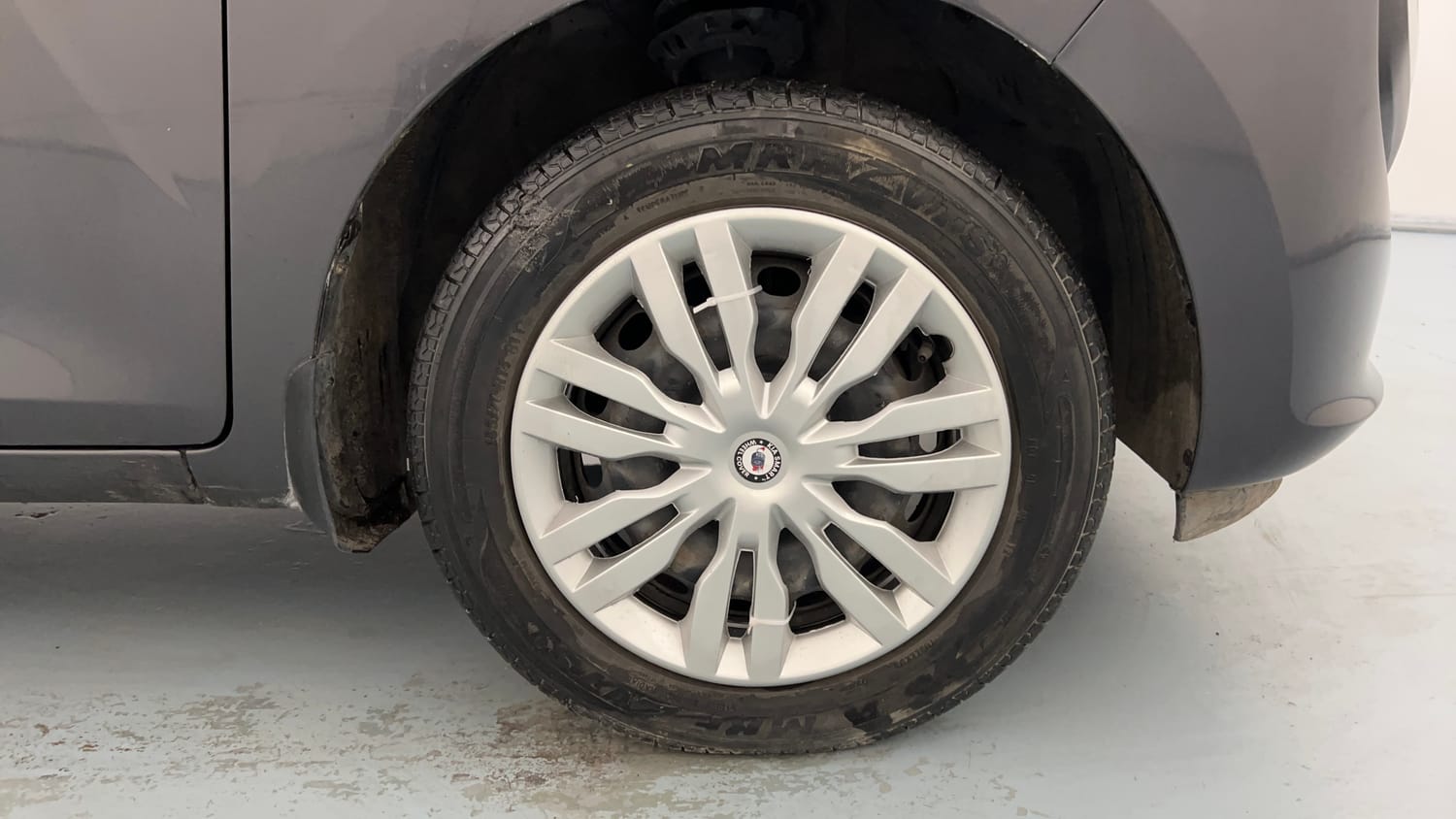 Used 2020 Hyundai Santro Sportz Petrol Manual tyres RIGHT FRONT TYRE RIM VIEW