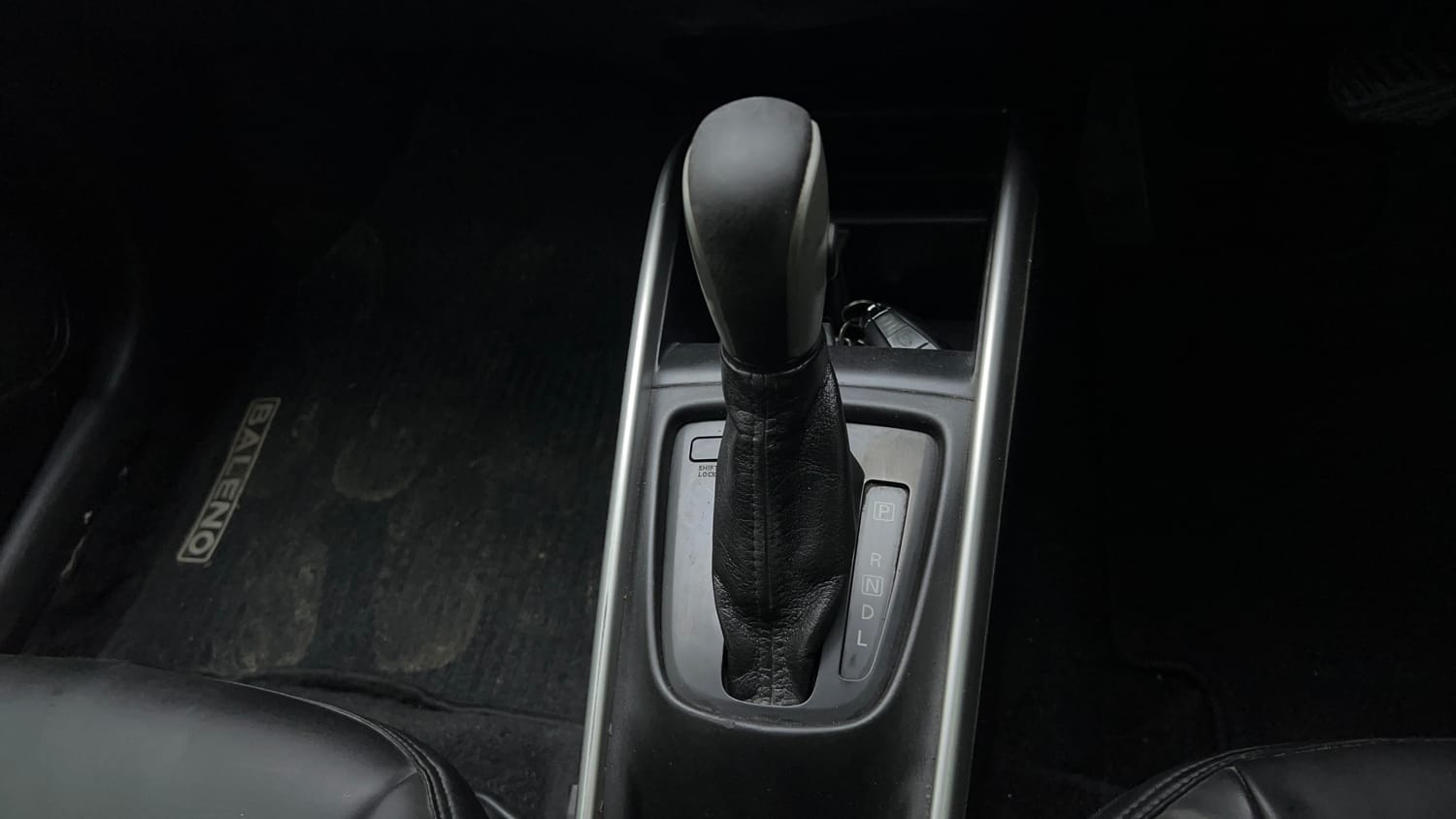 Used 2016 Maruti Suzuki Baleno Zeta 1.2 AT Petrol Automatic interior GEAR  KNOB VIEW