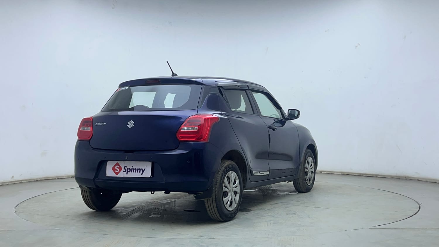 Used 2018 Maruti Suzuki Swift VXi AMT Petrol Automatic exterior RIGHT REAR CORNER VIEW