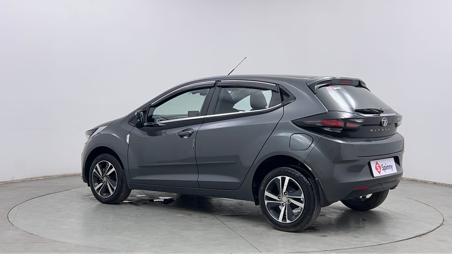 Used 2023 Tata Altroz XZA Petrol Petrol Automatic exterior LEFT REAR CORNER VIEW