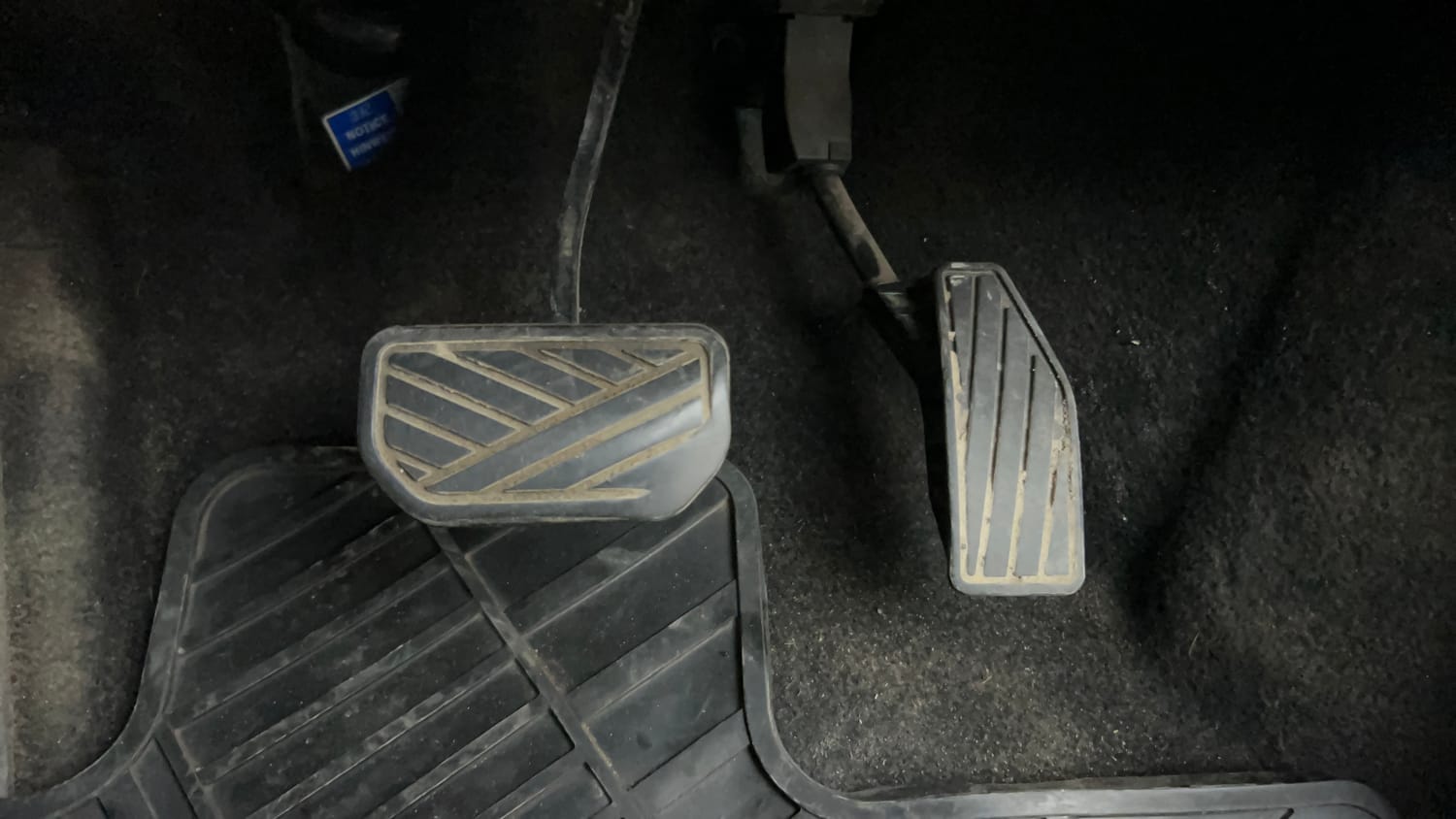 Used 2017 Maruti Suzuki Baleno Alpha 1.2 AT Petrol Automatic interior PEDALS VIEW