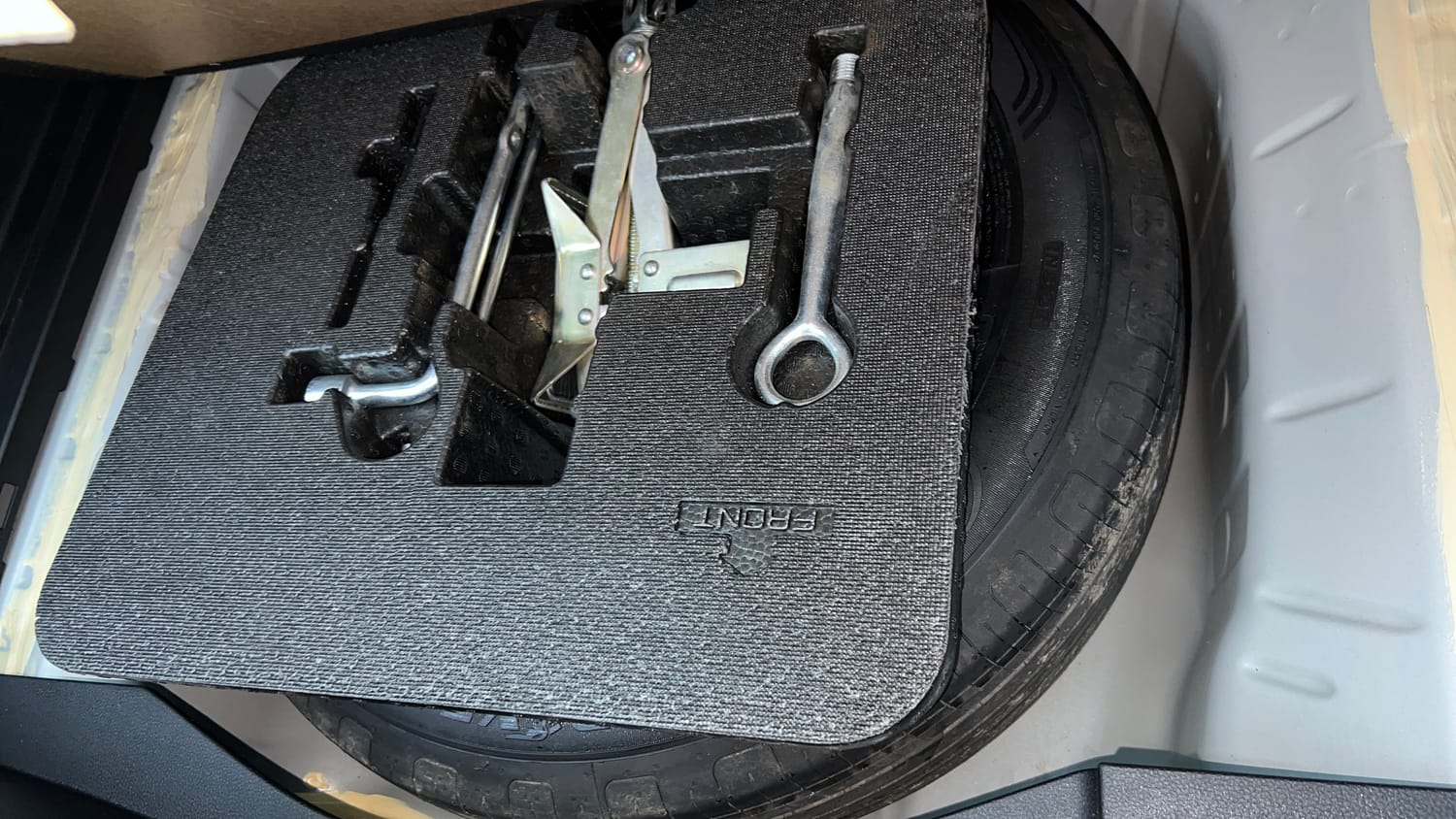 Used 2025 Honda Elevate ZX CVT Petrol Automatic tyres SPARE TYRE VIEW