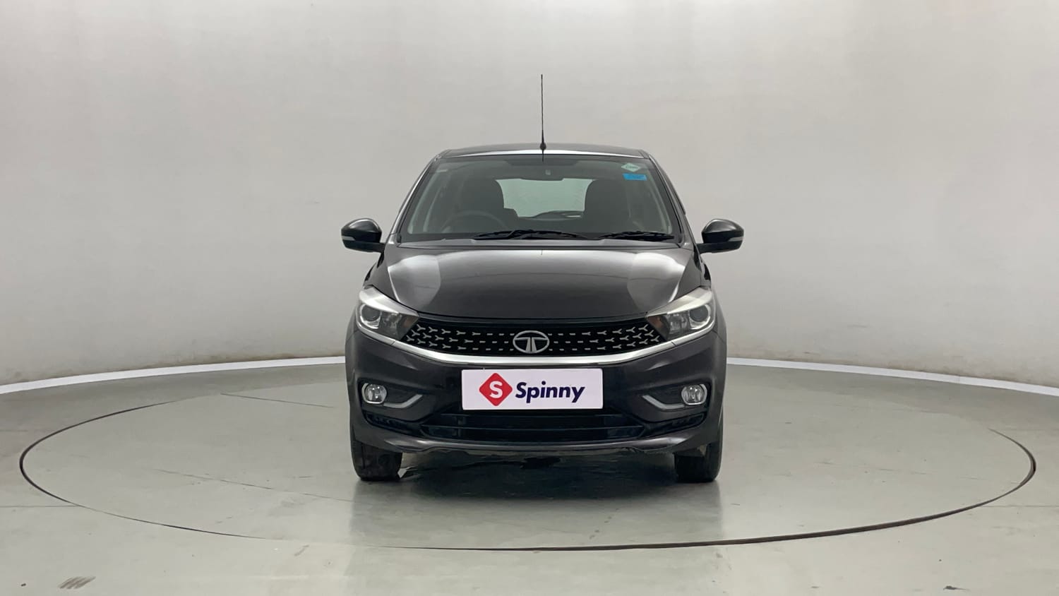 Used 2023 Tata Tiago XZ Plus CNG Cng Manual exterior FRONT VIEW