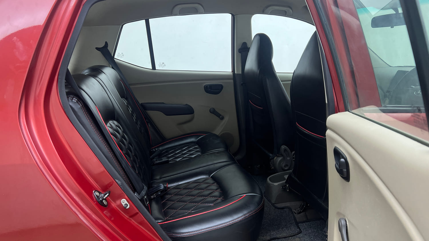 Used 2012 Hyundai i10 Era 1.1 iRDE2 Petrol Manual interior RIGHT SIDE REAR DOOR CABIN VIEW